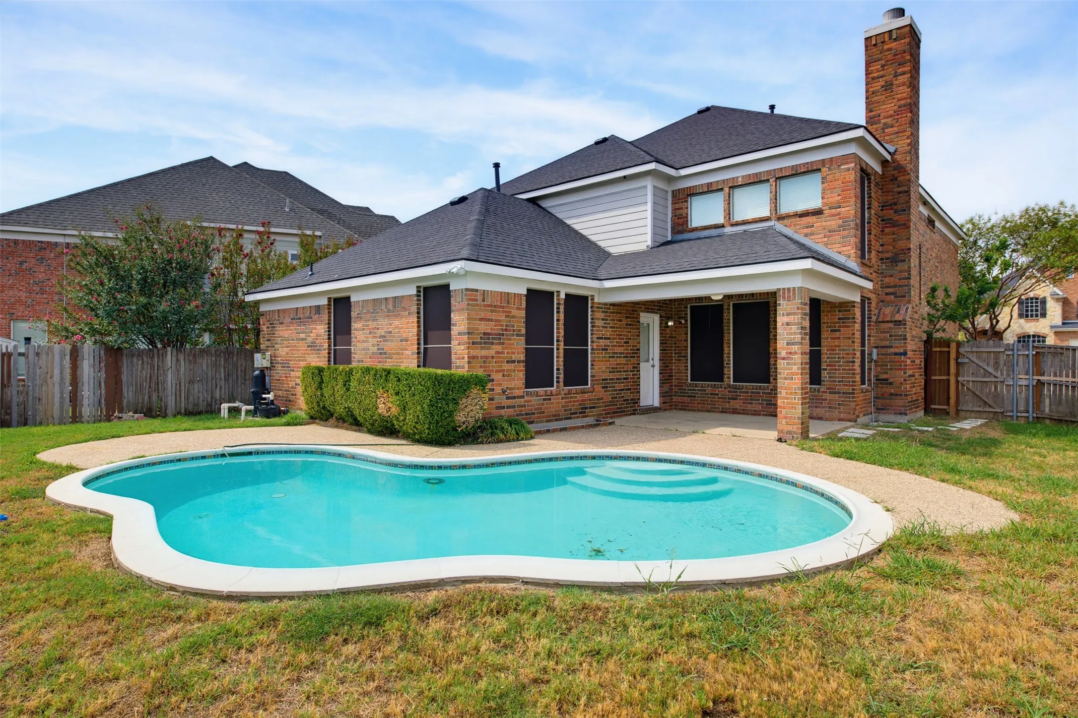 Single Family Residence For Sale in Dallas County , 5168 Finnhorse Drive, Grand Prairie, Texas 75052, 4 Bedroom, 3 Bathroom, 2 Garage spaces, 2,933 Sqft, built in 2009, mls#21392808, Real Estate Agent in Grand Prairie, Homes For Sale in Dallas county, Homes For Sale in Grand Prairie, Realtor in Grand Prairie Texas, Real Estate Brokerage Independent Realty Texas, Luminita Cordes Realtor