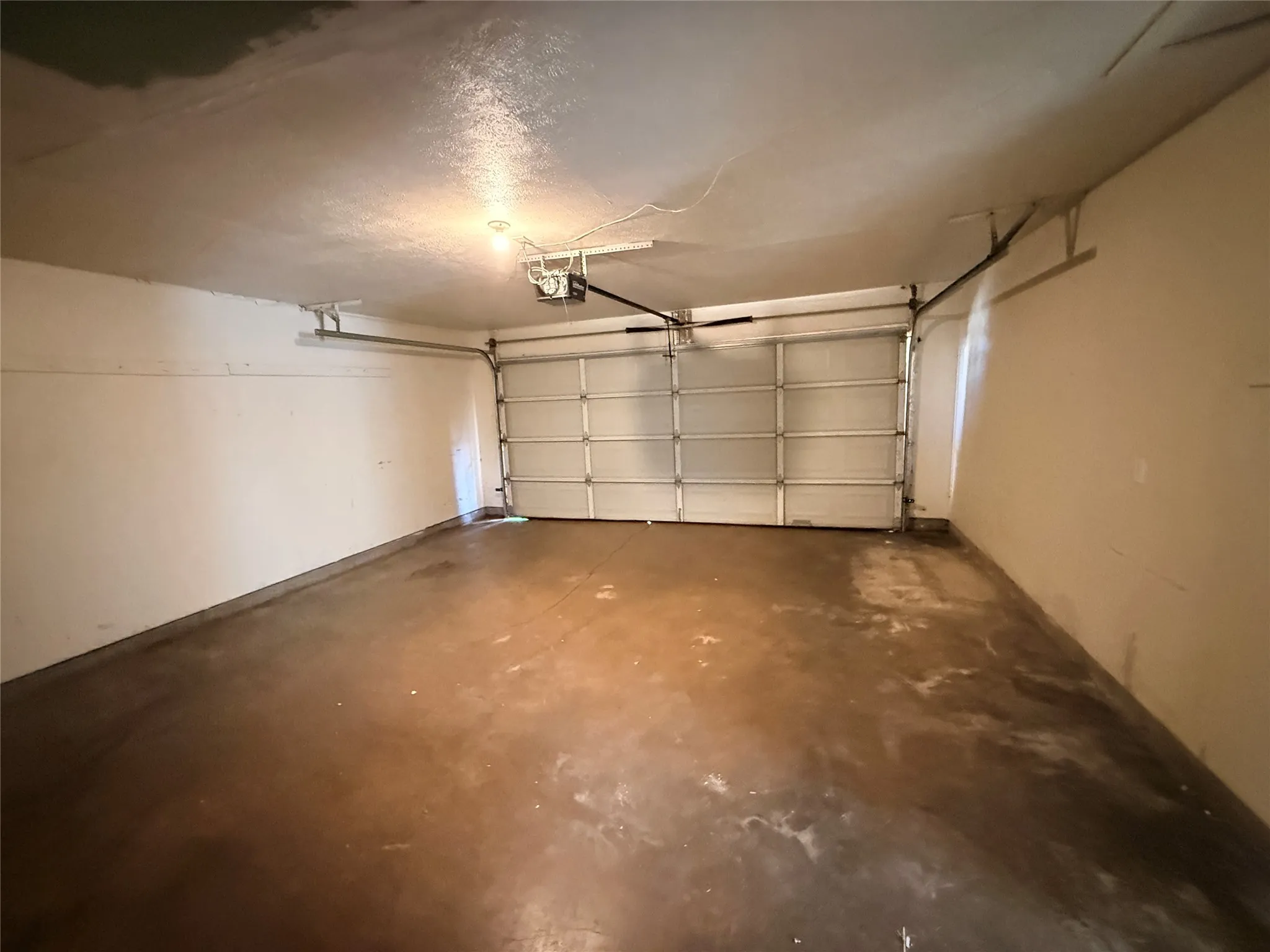 Single Family Residence For Rent in Denton County , 1217 Cordell Street, Denton, Texas 76201, 4 Bedroom, 2 Bathroom, 2 Garage spaces, 1,509 Sqft, built in 1960, mls#21396560, Real Estate Agent in Denton, Homes For Rent in Denton county, Homes For Rent in Denton, Realtor in Denton Texas, Real Estate Brokerage Independent Realty Texas, Luminita Cordes Realtor