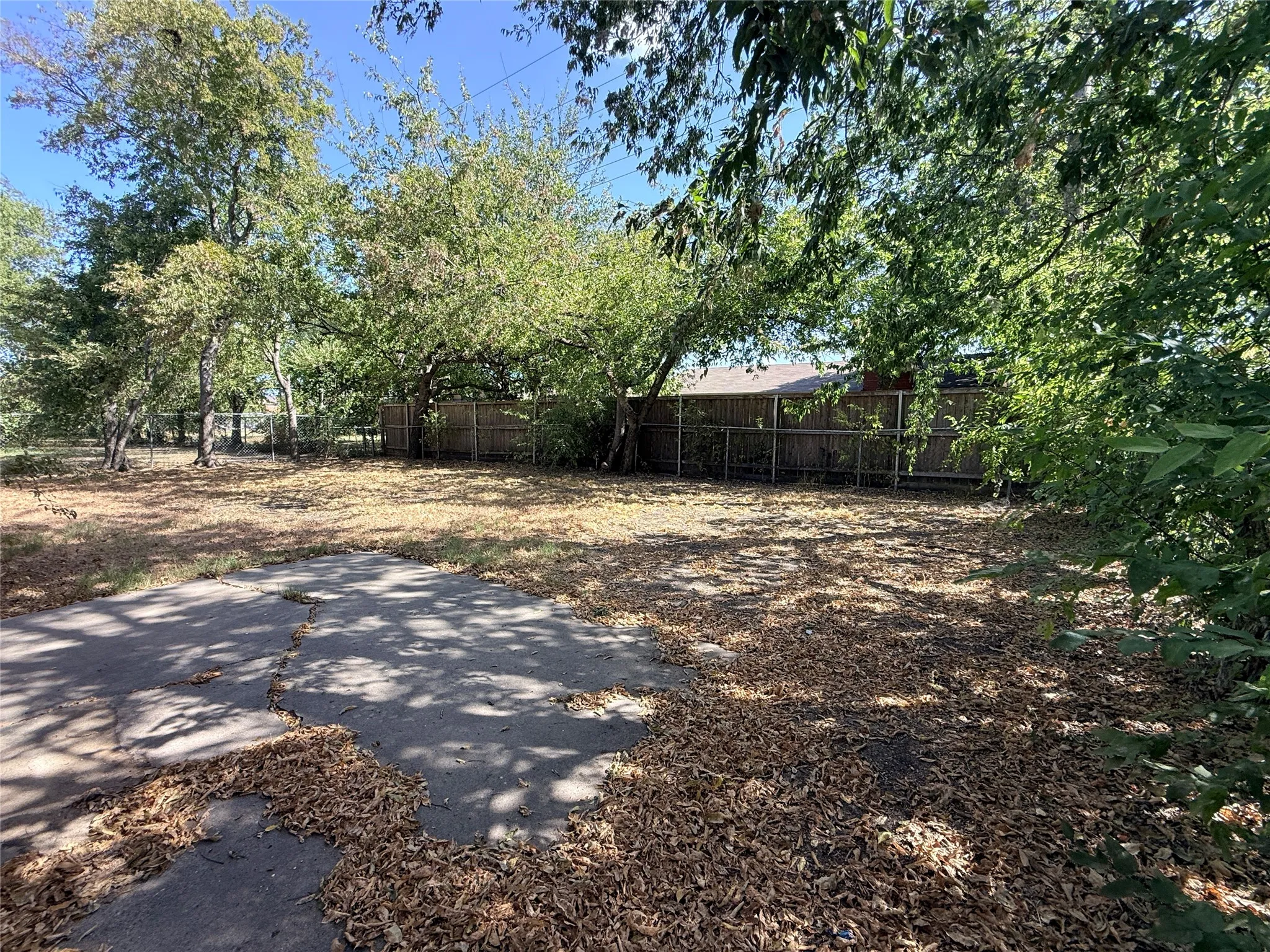 Single Family Residence For Rent in Denton County , 1217 Cordell Street, Denton, Texas 76201, 4 Bedroom, 2 Bathroom, 2 Garage spaces, 1,509 Sqft, built in 1960, mls#21396560, Real Estate Agent in Denton, Homes For Rent in Denton county, Homes For Rent in Denton, Realtor in Denton Texas, Real Estate Brokerage Independent Realty Texas, Luminita Cordes Realtor
