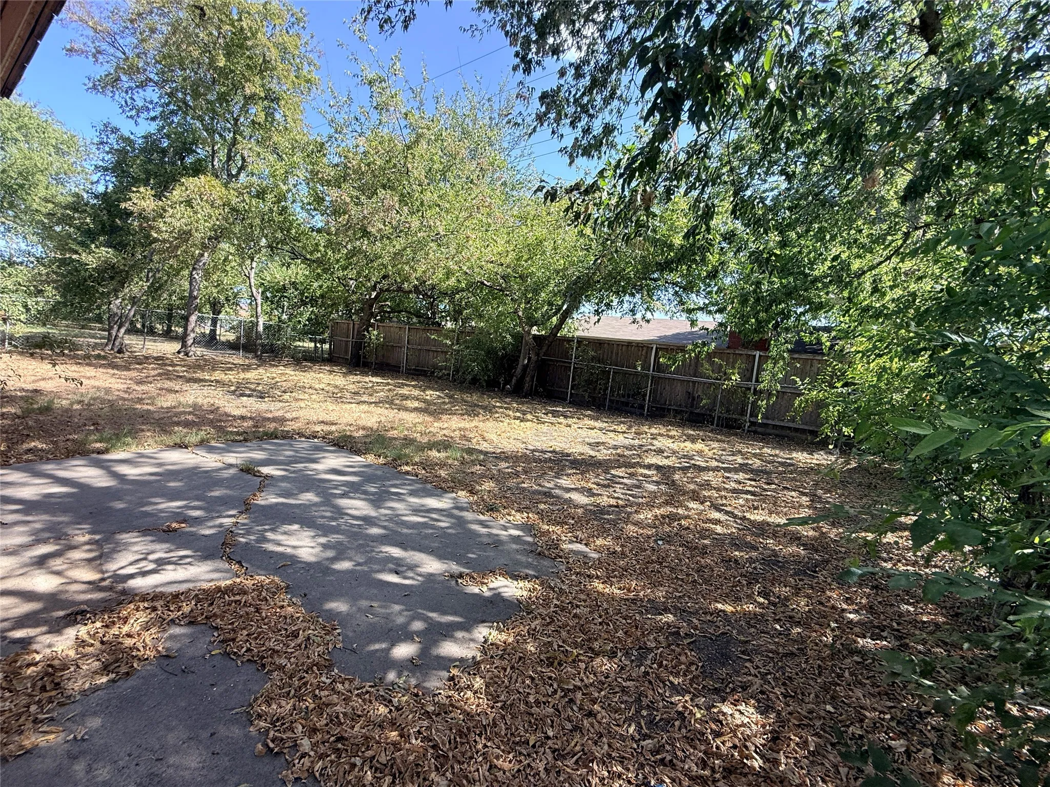 Single Family Residence For Rent in Denton County , 1217 Cordell Street, Denton, Texas 76201, 4 Bedroom, 2 Bathroom, 2 Garage spaces, 1,509 Sqft, built in 1960, mls#21396560, Real Estate Agent in Denton, Homes For Rent in Denton county, Homes For Rent in Denton, Realtor in Denton Texas, Real Estate Brokerage Independent Realty Texas, Luminita Cordes Realtor