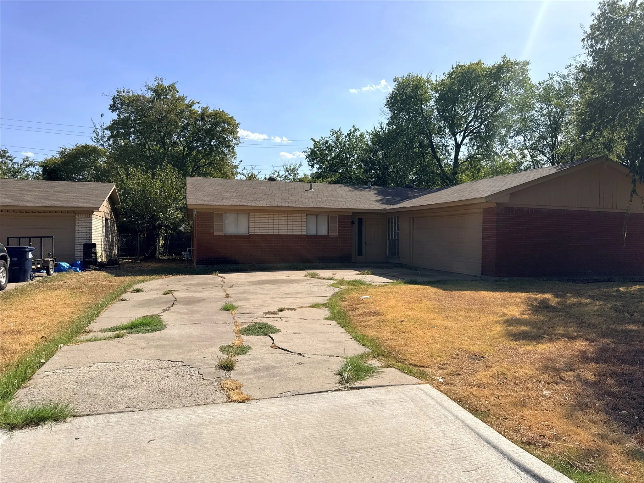 Single Family Residence For Rent in Denton County , 1217 Cordell Street, Denton, Texas 76201, 4 Bedroom, 2 Bathroom, 2 Garage spaces, 1,509 Sqft, built in 1960, mls#21396560, Real Estate Agent in Denton, Homes For Rent in Denton county, Homes For Rent in Denton, Realtor in Denton Texas, Real Estate Brokerage Independent Realty Texas, Luminita Cordes Realtor