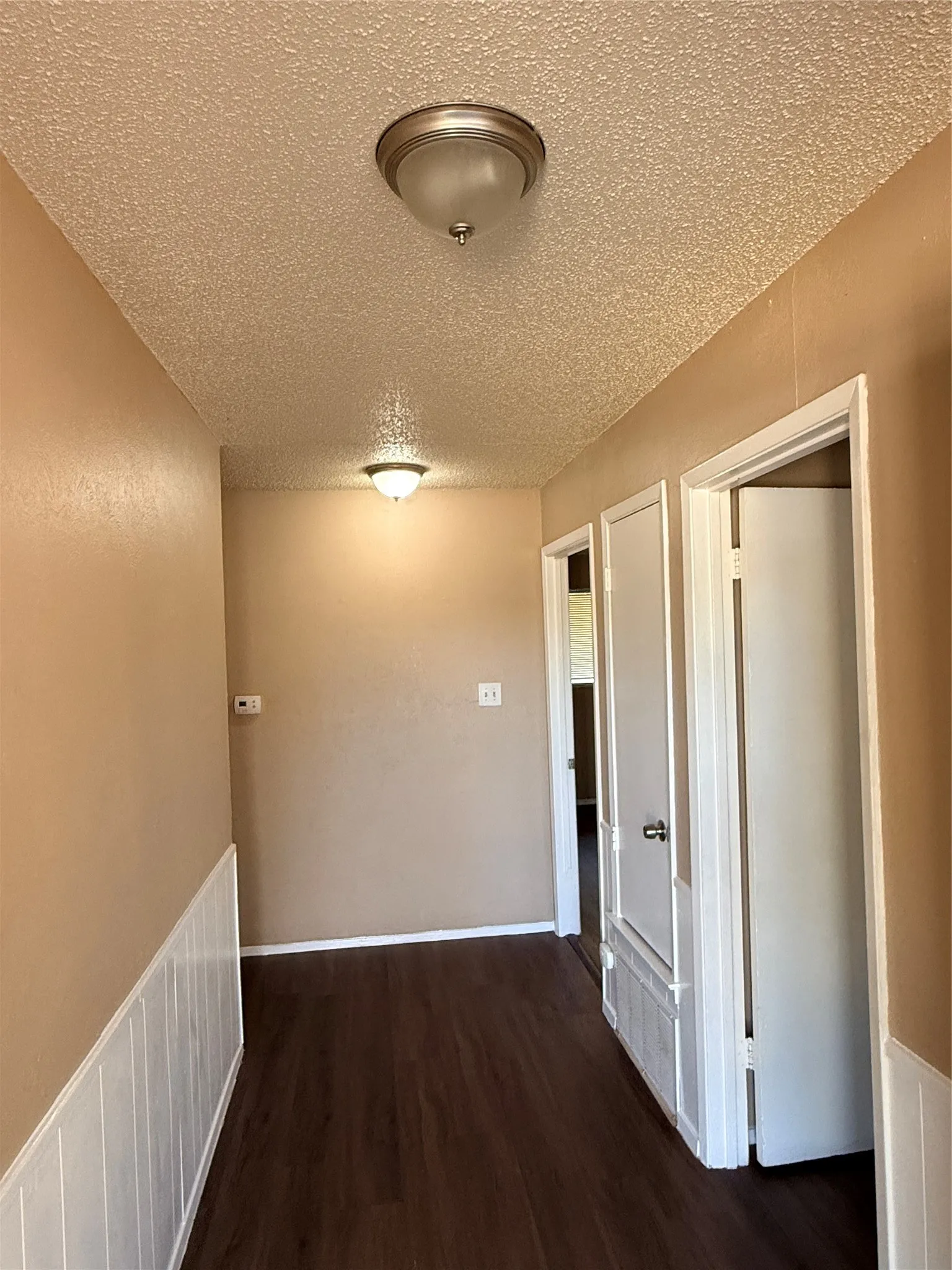 Single Family Residence For Rent in Denton County , 1217 Cordell Street, Denton, Texas 76201, 4 Bedroom, 2 Bathroom, 2 Garage spaces, 1,509 Sqft, built in 1960, mls#21396560, Real Estate Agent in Denton, Homes For Rent in Denton county, Homes For Rent in Denton, Realtor in Denton Texas, Real Estate Brokerage Independent Realty Texas, Luminita Cordes Realtor