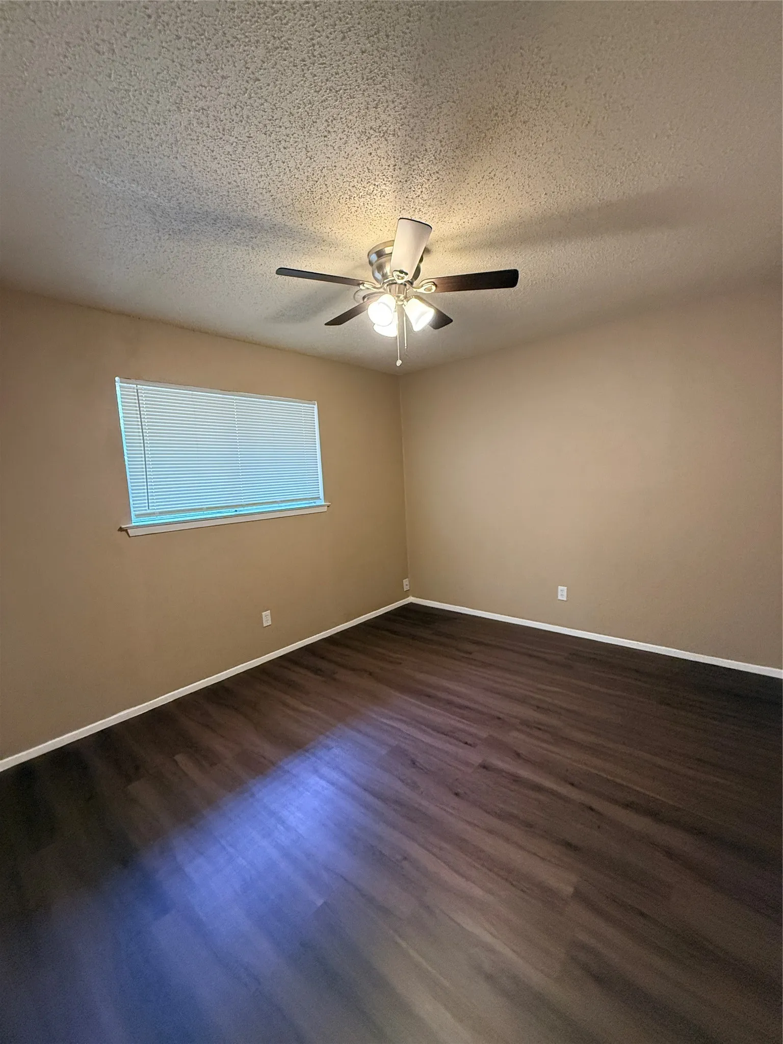 Single Family Residence For Rent in Denton County , 1217 Cordell Street, Denton, Texas 76201, 4 Bedroom, 2 Bathroom, 2 Garage spaces, 1,509 Sqft, built in 1960, mls#21396560, Real Estate Agent in Denton, Homes For Rent in Denton county, Homes For Rent in Denton, Realtor in Denton Texas, Real Estate Brokerage Independent Realty Texas, Luminita Cordes Realtor