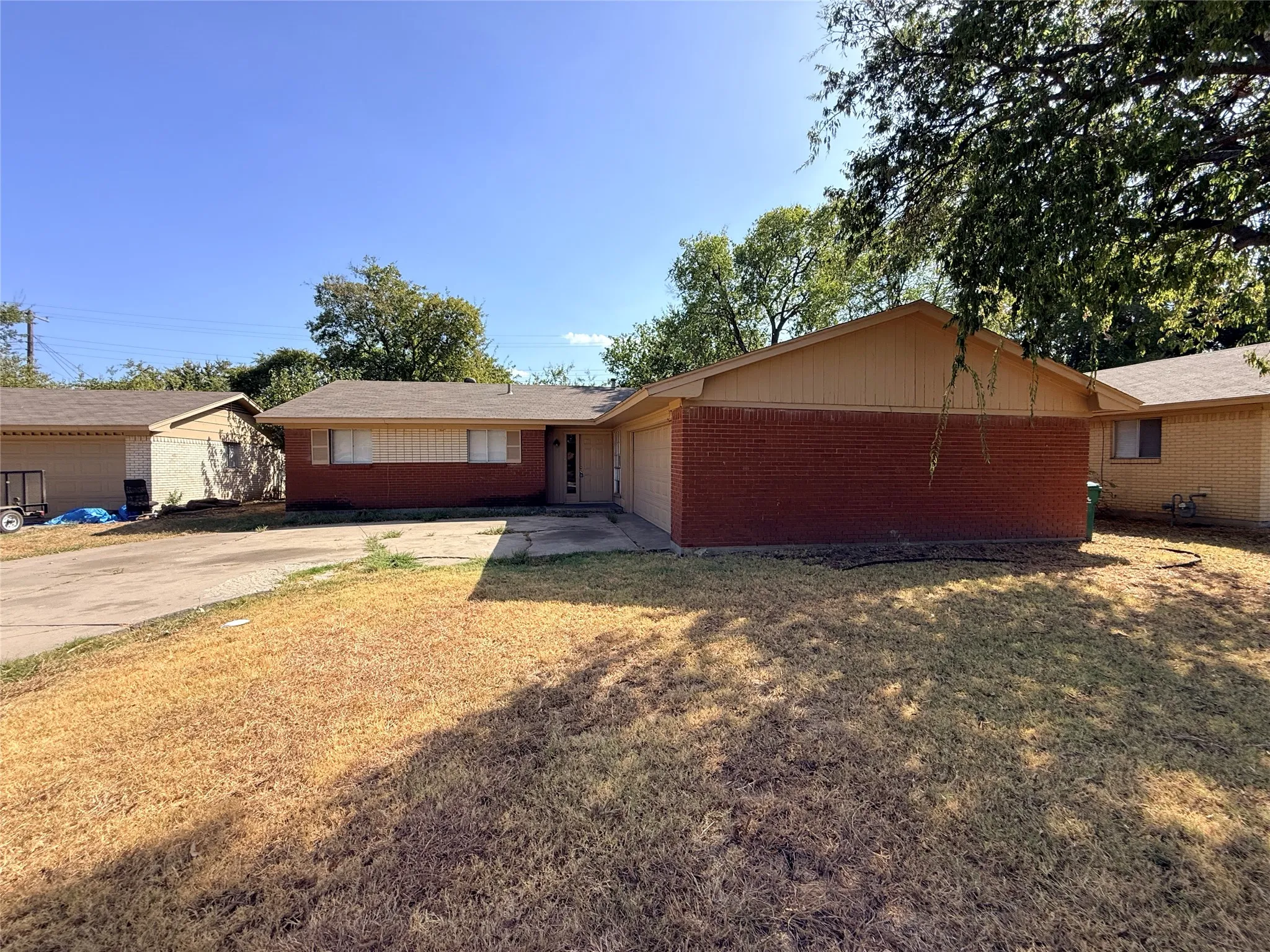 Single Family Residence For Rent in Denton County , 1217 Cordell Street, Denton, Texas 76201, 4 Bedroom, 2 Bathroom, 2 Garage spaces, 1,509 Sqft, built in 1960, mls#21396560, Real Estate Agent in Denton, Homes For Rent in Denton county, Homes For Rent in Denton, Realtor in Denton Texas, Real Estate Brokerage Independent Realty Texas, Luminita Cordes Realtor
