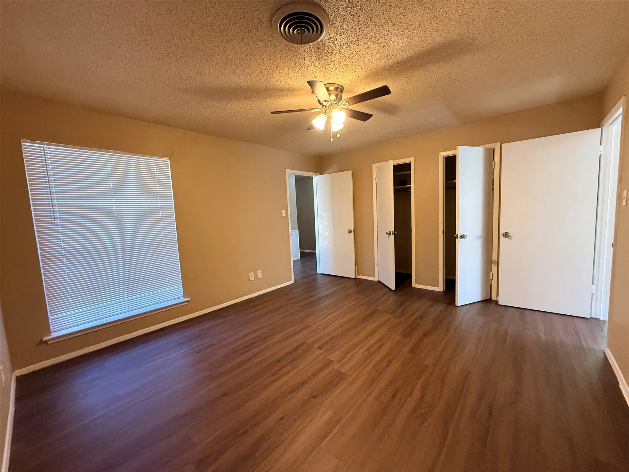 Single Family Residence For Rent in Denton County , 1217 Cordell Street, Denton, Texas 76201, 4 Bedroom, 2 Bathroom, 2 Garage spaces, 1,509 Sqft, built in 1960, mls#21396560, Real Estate Agent in Denton, Homes For Rent in Denton county, Homes For Rent in Denton, Realtor in Denton Texas, Real Estate Brokerage Independent Realty Texas, Luminita Cordes Realtor