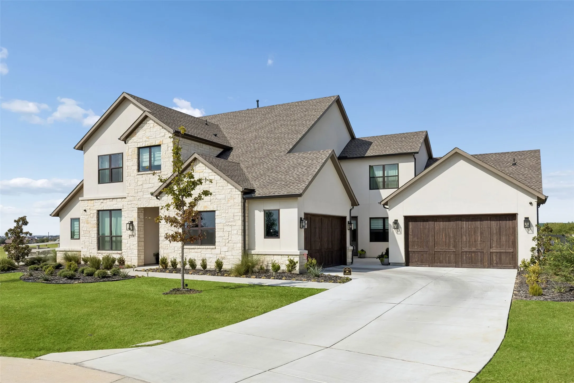 Single Family Residence For Sale in Denton County , 2618 Cayenne Drive, Argyle, Texas 76226, 5 Bedroom, 7 Bathroom, 4 Garage spaces, 5,637 Sqft, built in 2024, mls#21392216, Real Estate Agent in Argyle, Homes For Sale in Denton county, Homes For Sale in Argyle, Realtor in Argyle Texas, Real Estate Brokerage Independent Realty Texas, Luminita Cordes Realtor