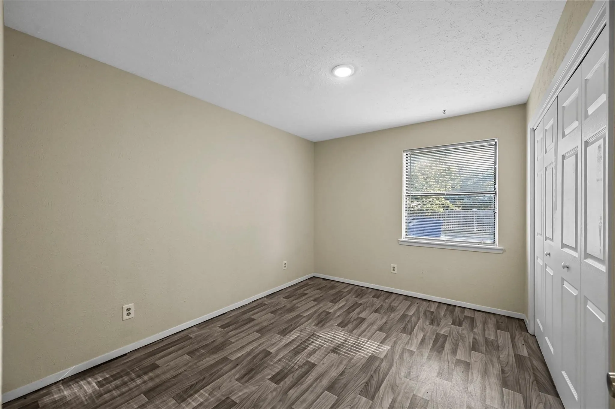 Quadruplex For Rent in Kaufman County , 505 N Morris Street 5, Terrell, Texas 75160, 1 Bedroom, 1 Bathroom, Garage spaces, 600 Sqft, built in 1983, mls#21396565, Real Estate Agent in Terrell, Homes For Rent in Kaufman county, Homes For Rent in Terrell, Realtor in Terrell Texas, Real Estate Brokerage Independent Realty Texas, Luminita Cordes Realtor