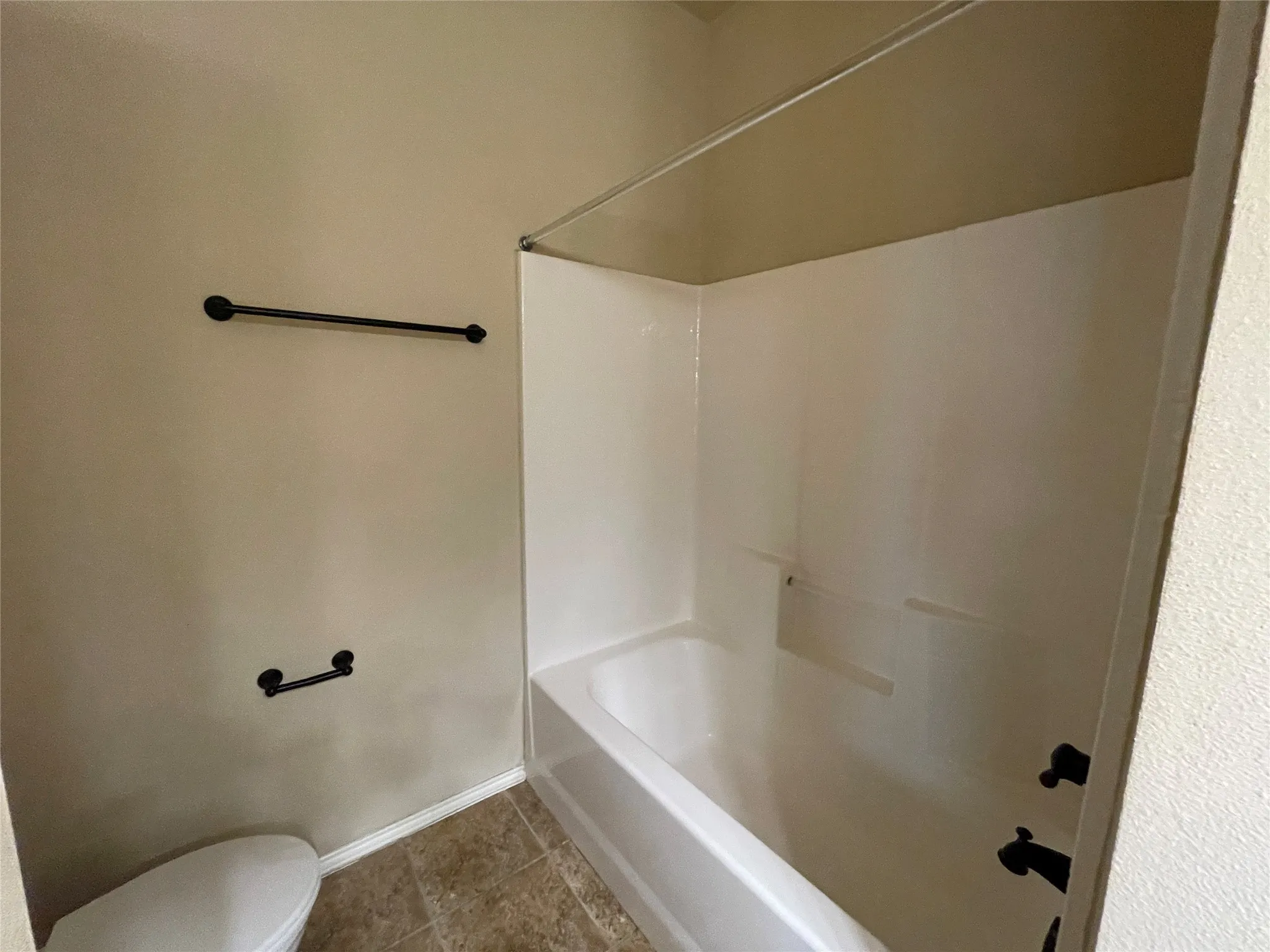 Duplex For Rent in Tarrant County , 1430 Ravenwood Lane, Mansfield, Texas 76063, 3 Bedroom, 2 Bathroom, 2 Garage spaces, 1,202 Sqft, built in 2009, mls#21394979, Real Estate Agent in Mansfield, Homes For Rent in Tarrant county, Homes For Rent in Mansfield, Realtor in Mansfield Texas, Real Estate Brokerage Independent Realty Texas, Luminita Cordes Realtor