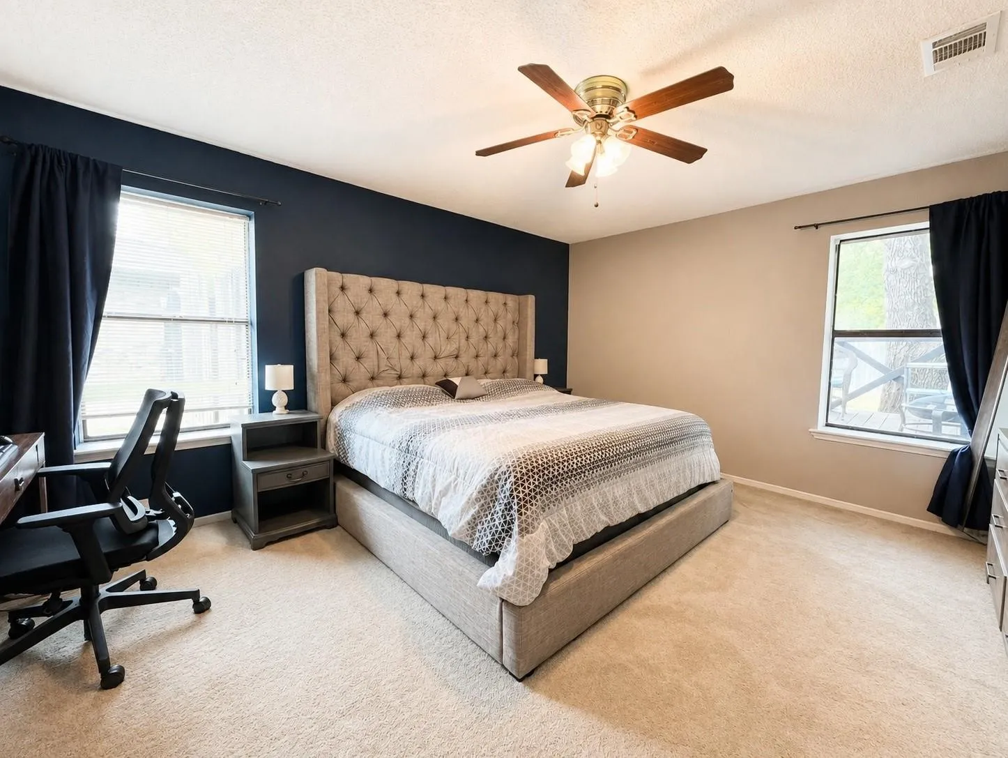 Single Family Residence For Rent in Grayson County , 23 Haven Circle, Denison, Texas 75020, 3 Bedroom, 2 Bathroom, 2 Garage spaces, 1,682 Sqft, built in 1979, mls#21396256, Real Estate Agent in Denison, Homes For Rent in Grayson county, Homes For Rent in Denison, Realtor in Denison Texas, Real Estate Brokerage Independent Realty Texas, Luminita Cordes Realtor