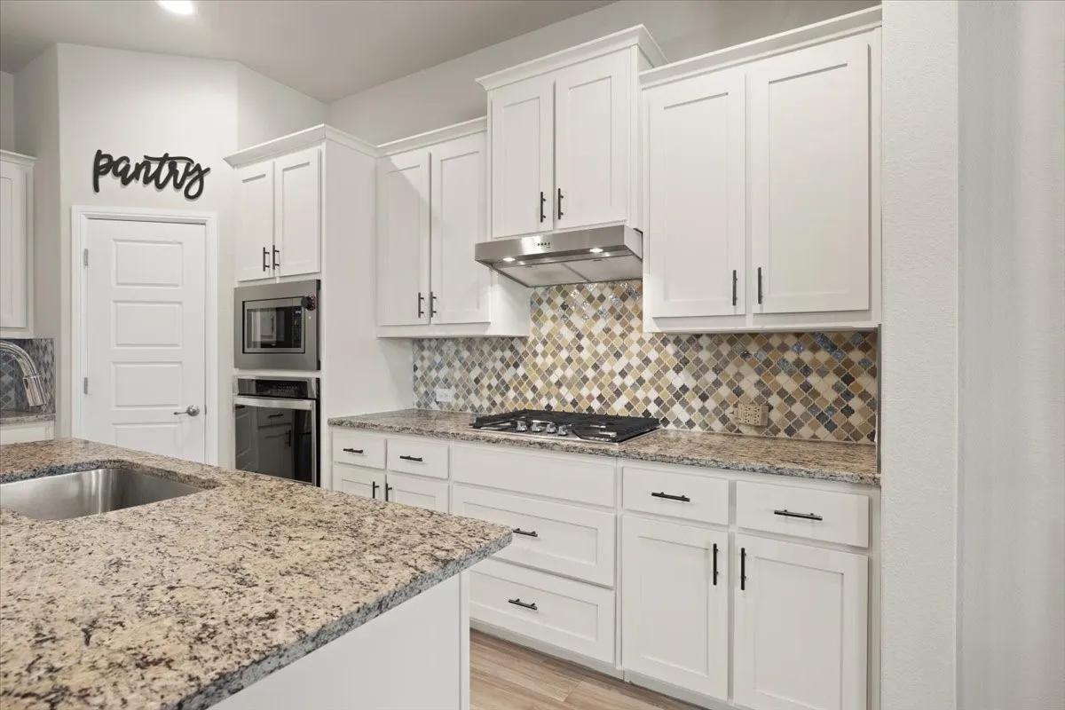 Single Family Residence For Sale in Johnson County , 1109 Whispering Hill Drive, Mansfield, Texas 76063, 4 Bedroom, 2 Bathroom, 3 Garage spaces, 2,021 Sqft, built in 2021, mls#21395193, Real Estate Agent in Mansfield, Homes For Sale in Johnson county, Homes For Sale in Mansfield, Realtor in Mansfield Texas, Real Estate Brokerage Independent Realty Texas, Luminita Cordes Realtor