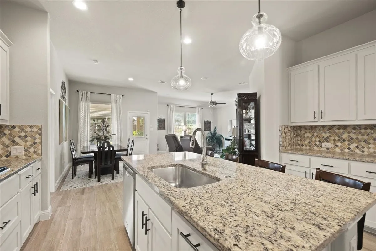 Single Family Residence For Sale in Johnson County , 1109 Whispering Hill Drive, Mansfield, Texas 76063, 4 Bedroom, 2 Bathroom, 3 Garage spaces, 2,021 Sqft, built in 2021, mls#21395193, Real Estate Agent in Mansfield, Homes For Sale in Johnson county, Homes For Sale in Mansfield, Realtor in Mansfield Texas, Real Estate Brokerage Independent Realty Texas, Luminita Cordes Realtor