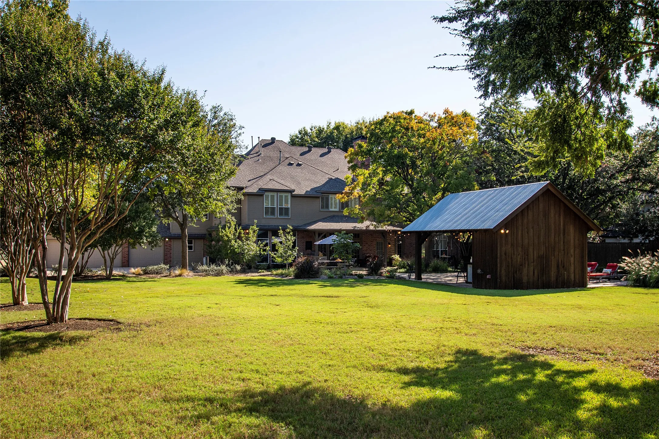 Single Family Residence For Sale in Collin County , 5709 Seville Court, Plano, Texas 75093, 6 Bedroom, 6 Bathroom, 3 Garage spaces, 6,312 Sqft, built in 1992, mls#21393447, Real Estate Agent in Plano, Homes For Sale in Collin county, Homes For Sale in Plano, Realtor in Plano Texas, Real Estate Brokerage Independent Realty Texas, Luminita Cordes Realtor