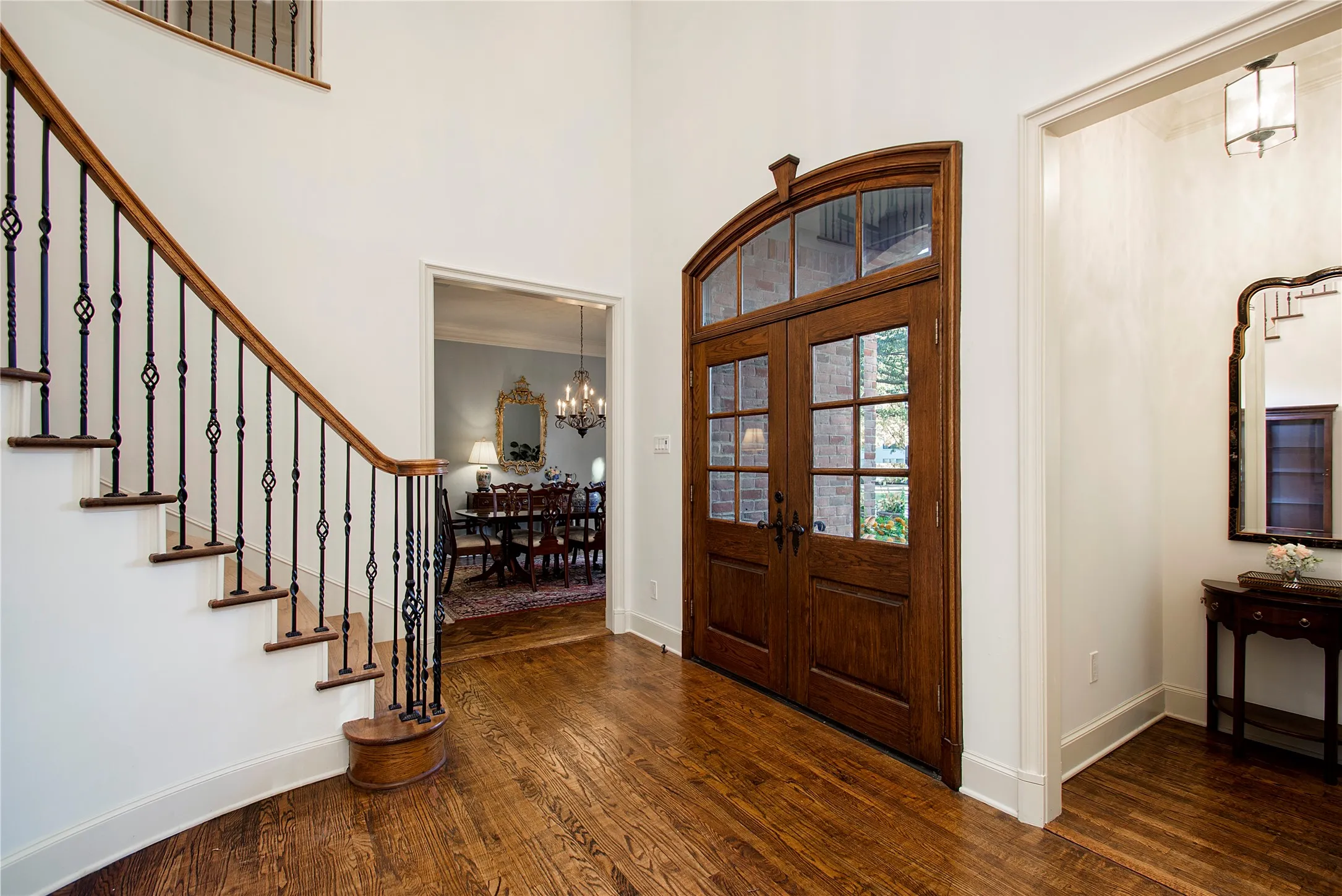 Single Family Residence For Sale in Collin County , 5709 Seville Court, Plano, Texas 75093, 6 Bedroom, 6 Bathroom, 3 Garage spaces, 6,312 Sqft, built in 1992, mls#21393447, Real Estate Agent in Plano, Homes For Sale in Collin county, Homes For Sale in Plano, Realtor in Plano Texas, Real Estate Brokerage Independent Realty Texas, Luminita Cordes Realtor