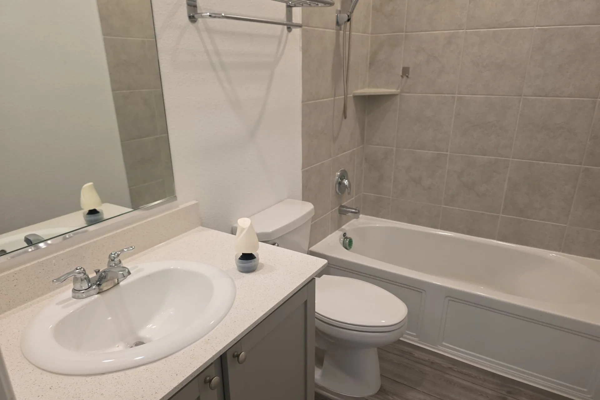 Single Family Residence For Sale in Kaufman County , 3955 Bellingham Lane, Heartland, Texas 75126, 4 Bedroom, 3 Bathroom, 2 Garage spaces, 2,546 Sqft, built in 2022, mls#21396553, Real Estate Agent in Heartland, Homes For Sale in Kaufman county, Homes For Sale in Heartland, Realtor in Heartland Texas, Real Estate Brokerage Independent Realty Texas, Luminita Cordes Realtor