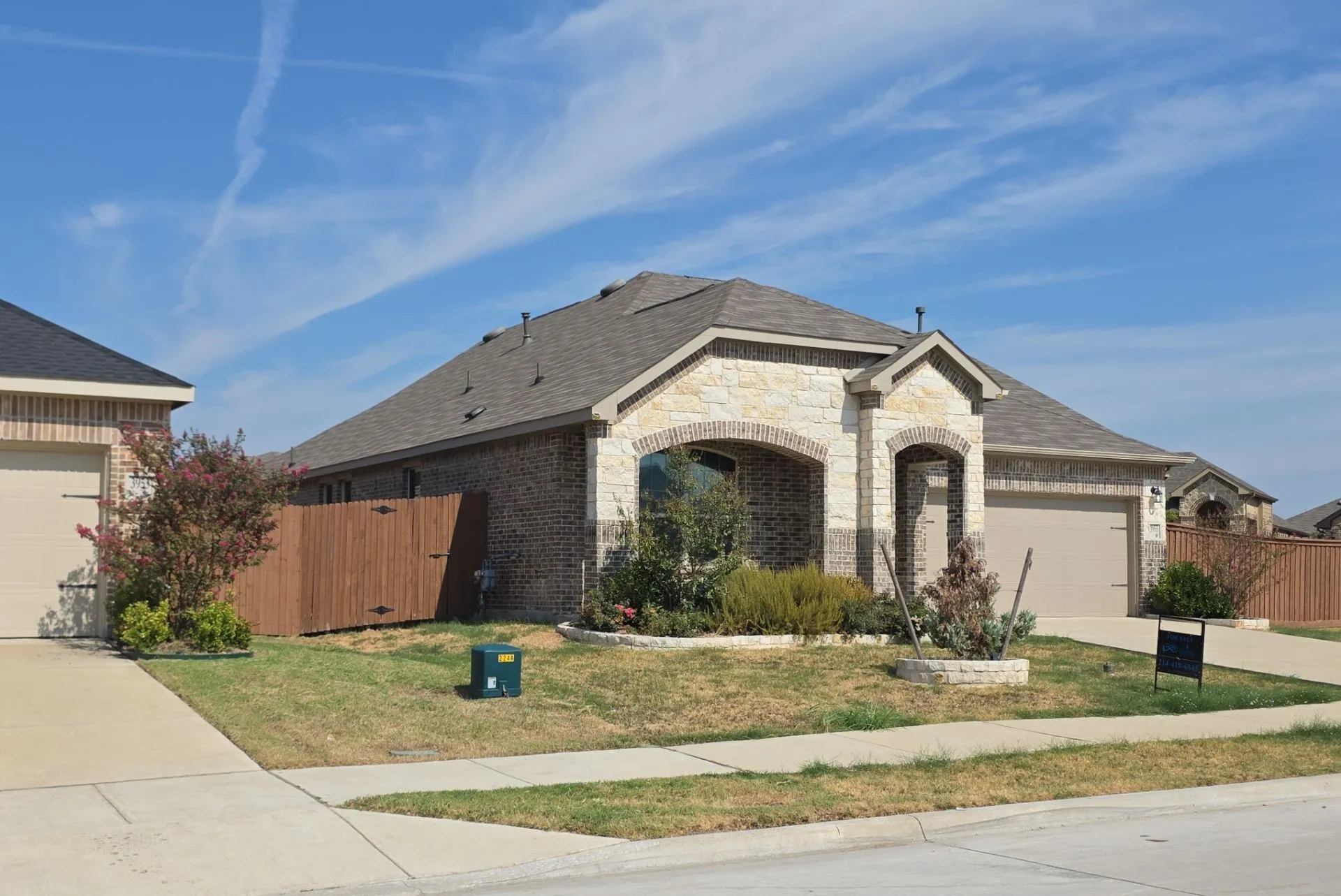 Single Family Residence For Sale in Kaufman County , 3955 Bellingham Lane, Heartland, Texas 75126, 4 Bedroom, 3 Bathroom, 2 Garage spaces, 2,546 Sqft, built in 2022, mls#21396553, Real Estate Agent in Heartland, Homes For Sale in Kaufman county, Homes For Sale in Heartland, Realtor in Heartland Texas, Real Estate Brokerage Independent Realty Texas, Luminita Cordes Realtor