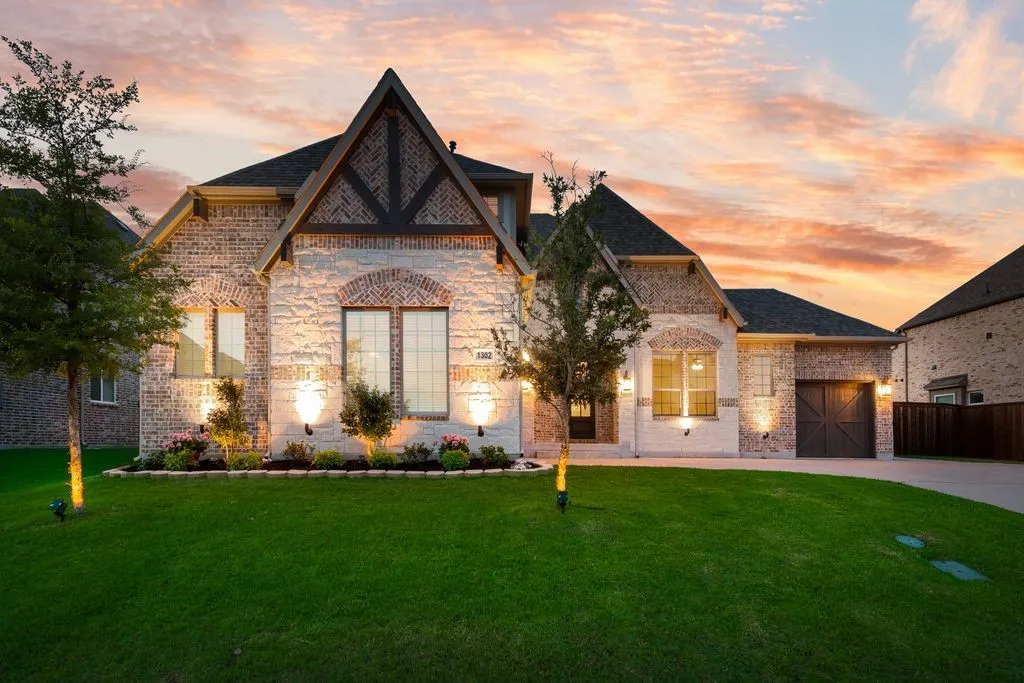 Single Family Residence For Rent in Rockwall County , 1302 Middleton Drive, Rockwall, Texas 75087, 5 Bedroom, 5 Bathroom, 3 Garage spaces, 3,668 Sqft, built in 2021, mls#21396405, Real Estate Agent in Rockwall, Homes For Rent in Rockwall county, Homes For Rent in Rockwall, Realtor in Rockwall Texas, Real Estate Brokerage Independent Realty Texas, Luminita Cordes Realtor