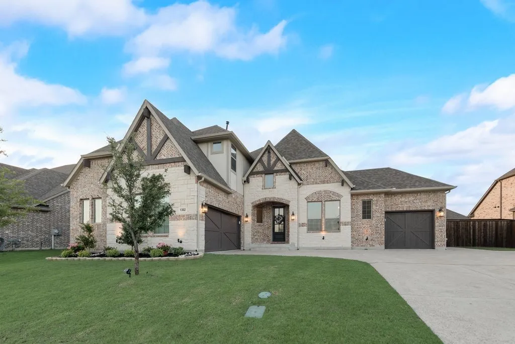 Single Family Residence For Rent in Rockwall County , 1302 Middleton Drive, Rockwall, Texas 75087, 5 Bedroom, 5 Bathroom, 3 Garage spaces, 3,668 Sqft, built in 2021, mls#21396405, Real Estate Agent in Rockwall, Homes For Rent in Rockwall county, Homes For Rent in Rockwall, Realtor in Rockwall Texas, Real Estate Brokerage Independent Realty Texas, Luminita Cordes Realtor