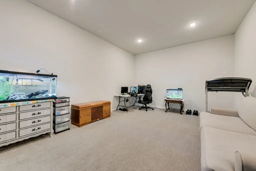 Single Family Residence For Rent in Rockwall County , 1302 Middleton Drive, Rockwall, Texas 75087, 5 Bedroom, 5 Bathroom, 3 Garage spaces, 3,668 Sqft, built in 2021, mls#21396405, Real Estate Agent in Rockwall, Homes For Rent in Rockwall county, Homes For Rent in Rockwall, Realtor in Rockwall Texas, Real Estate Brokerage Independent Realty Texas, Luminita Cordes Realtor