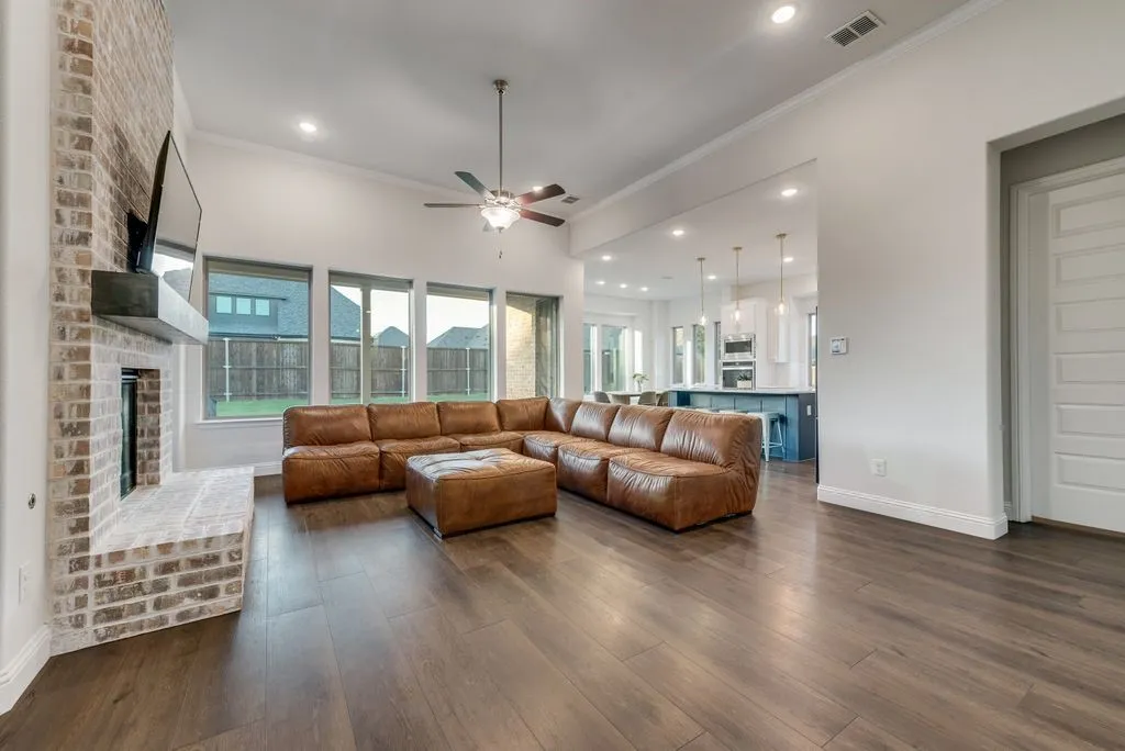 Single Family Residence For Rent in Rockwall County , 1302 Middleton Drive, Rockwall, Texas 75087, 5 Bedroom, 5 Bathroom, 3 Garage spaces, 3,668 Sqft, built in 2021, mls#21396405, Real Estate Agent in Rockwall, Homes For Rent in Rockwall county, Homes For Rent in Rockwall, Realtor in Rockwall Texas, Real Estate Brokerage Independent Realty Texas, Luminita Cordes Realtor