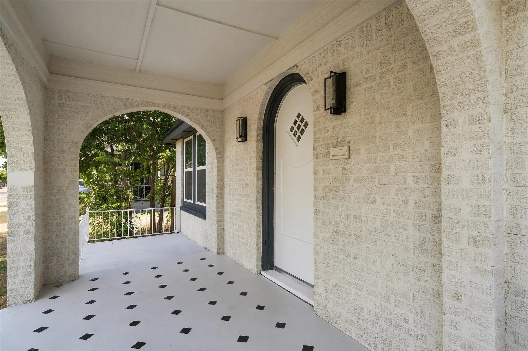 Single Family Residence For Sale in Mc Lennan County , 1628 N 15th Street, Waco, Texas 76707, 3 Bedroom, 2 Bathroom, Garage spaces, 1,506 Sqft, built in 1928, mls#21385591, Real Estate Agent in Waco, Homes For Sale in Mc Lennan county, Homes For Sale in Waco, Realtor in Waco Texas, Real Estate Brokerage Independent Realty Texas, Luminita Cordes Realtor