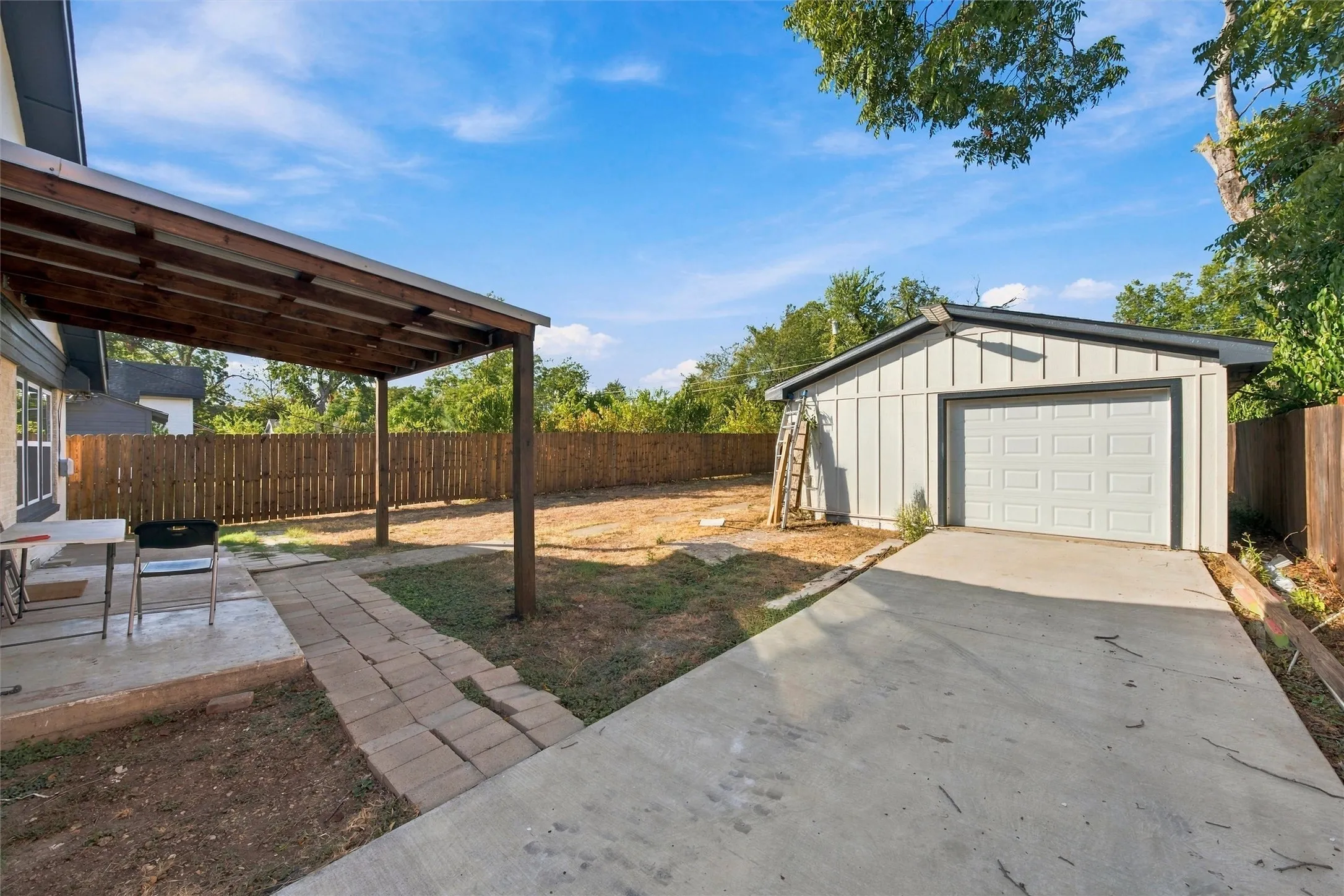 Single Family Residence For Sale in Mc Lennan County , 1628 N 15th Street, Waco, Texas 76707, 3 Bedroom, 2 Bathroom, Garage spaces, 1,506 Sqft, built in 1928, mls#21385591, Real Estate Agent in Waco, Homes For Sale in Mc Lennan county, Homes For Sale in Waco, Realtor in Waco Texas, Real Estate Brokerage Independent Realty Texas, Luminita Cordes Realtor