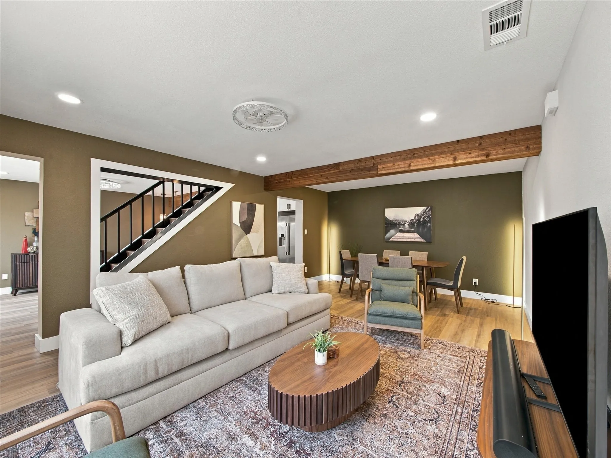 Condominium For Sale in Dallas County , 4414 Buena Vista Street 17, Dallas, Texas 75205, 2 Bedroom, 4 Bathroom, Garage spaces, 1,188 Sqft, built in 1973, mls#21393314, Real Estate Agent in Dallas, Homes For Sale in Dallas county, Homes For Sale in Dallas, Realtor in Dallas Texas, Real Estate Brokerage Independent Realty Texas, Luminita Cordes Realtor