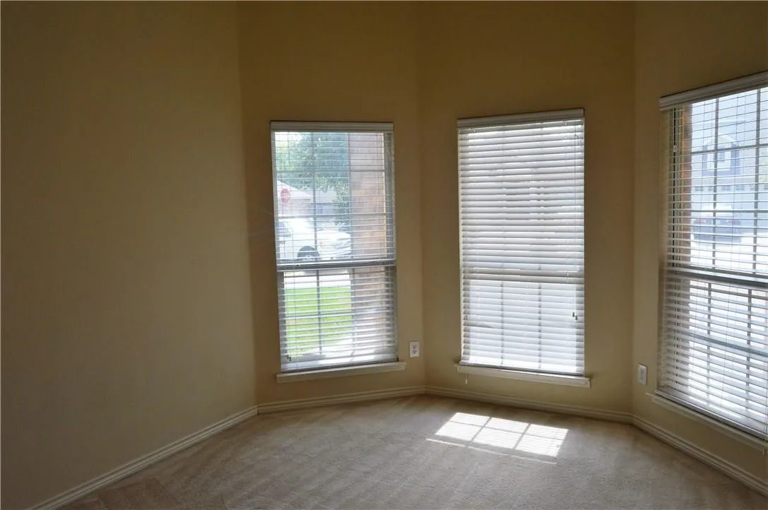 Single Family Residence For Sale in Collin County , 4309 Rancho Del Norte Trail, Mc Kinney, Texas 75070, 3 Bedroom, 2 Bathroom, 2 Garage spaces, 1,913 Sqft, built in 2005, mls#21394706, Real Estate Agent in Mc Kinney, Homes For Sale in Collin county, Homes For Sale in Mc Kinney, Realtor in Mc Kinney Texas, Real Estate Brokerage Independent Realty Texas, Luminita Cordes Realtor