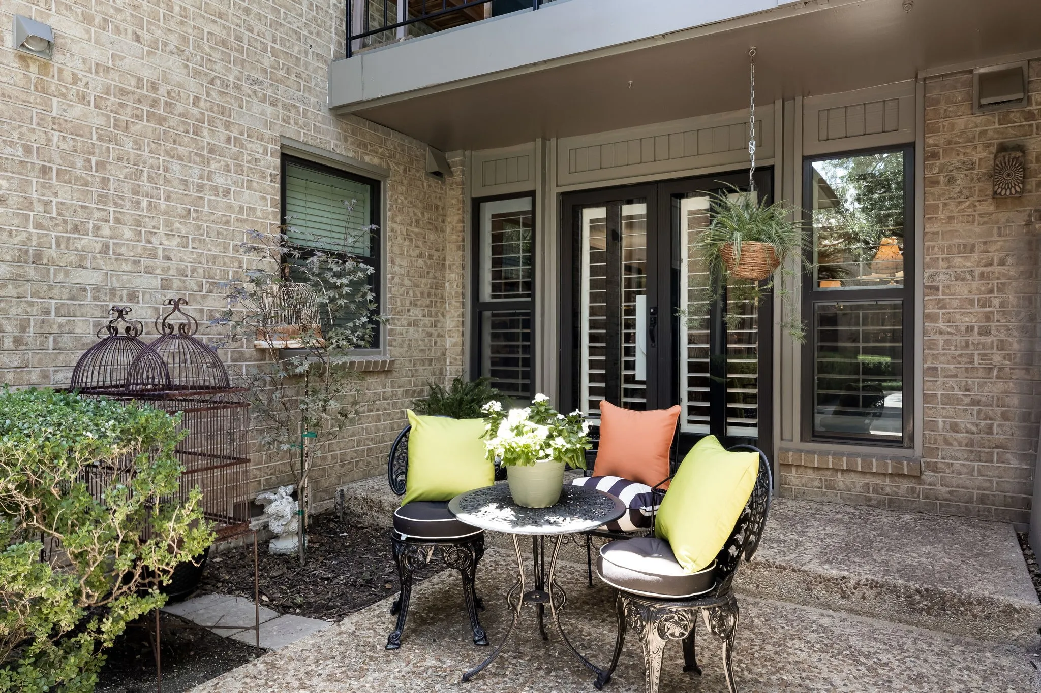 Condominium For Sale in Dallas County , 10719 Villager Road A, Dallas, Texas 75230, 2 Bedroom, 3 Bathroom, Garage spaces, 1,722 Sqft, built in 1969, mls#21392372, Real Estate Agent in Dallas, Homes For Sale in Dallas county, Homes For Sale in Dallas, Realtor in Dallas Texas, Real Estate Brokerage Independent Realty Texas, Luminita Cordes Realtor