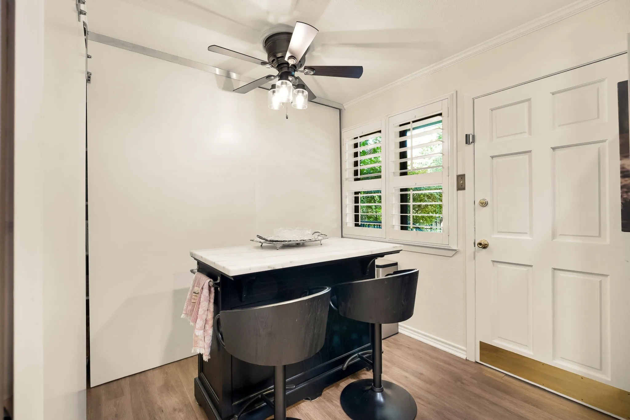 Condominium For Sale in Dallas County , 10719 Villager Road A, Dallas, Texas 75230, 2 Bedroom, 3 Bathroom, Garage spaces, 1,722 Sqft, built in 1969, mls#21392372, Real Estate Agent in Dallas, Homes For Sale in Dallas county, Homes For Sale in Dallas, Realtor in Dallas Texas, Real Estate Brokerage Independent Realty Texas, Luminita Cordes Realtor