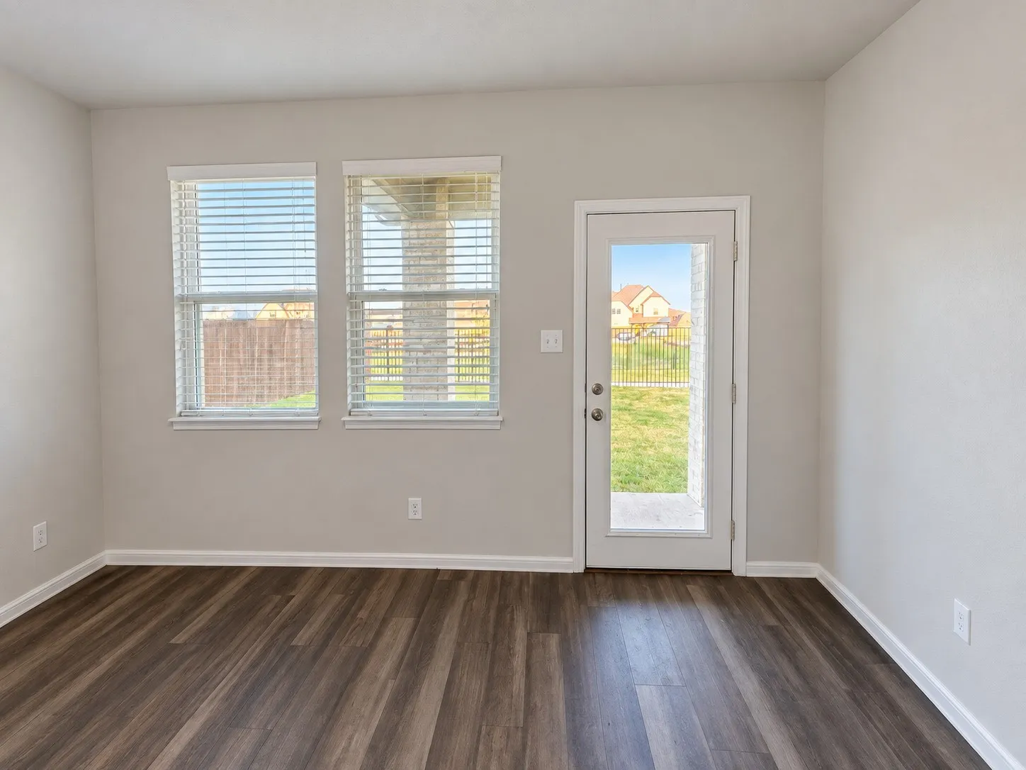 Single Family Residence For Rent in Collin County , 404 Amenduni Lane, Anna, Texas 75409, 5 Bedroom, 4 Bathroom, 2 Garage spaces, 3,042 Sqft, built in 2023, mls#21392602, Real Estate Agent in Anna, Homes For Rent in Collin county, Homes For Rent in Anna, Realtor in Anna Texas, Real Estate Brokerage Independent Realty Texas, Luminita Cordes Realtor