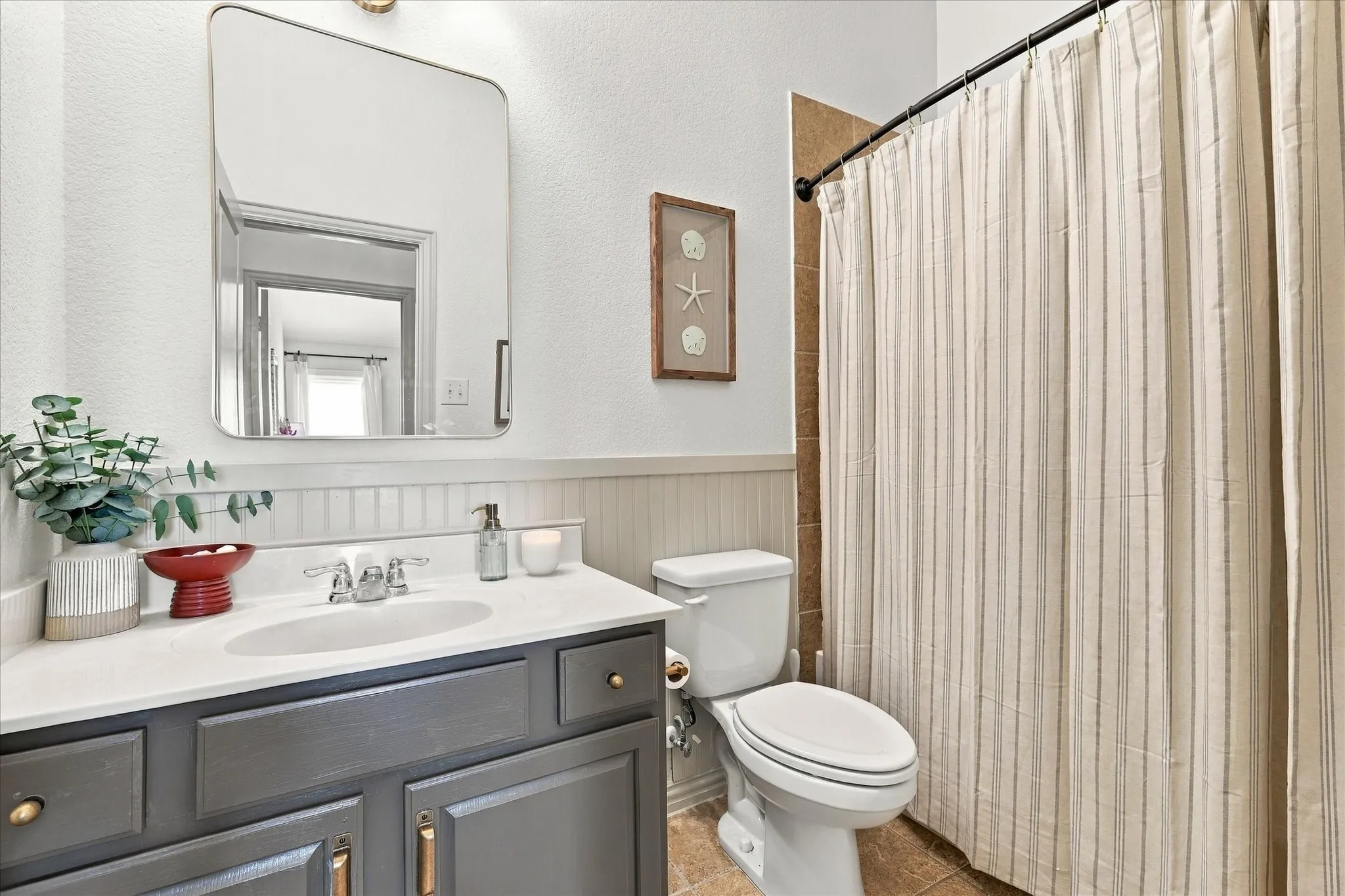 Single Family Residence For Sale in Collin County , 10880 Sedalia Drive, Mc Kinney, Texas 75072, 3 Bedroom, 2 Bathroom, 2 Garage spaces, 2,018 Sqft, built in 2013, mls#21393406, Real Estate Agent in Mc Kinney, Homes For Sale in Collin county, Homes For Sale in Mc Kinney, Realtor in Mc Kinney Texas, Real Estate Brokerage Independent Realty Texas, Luminita Cordes Realtor