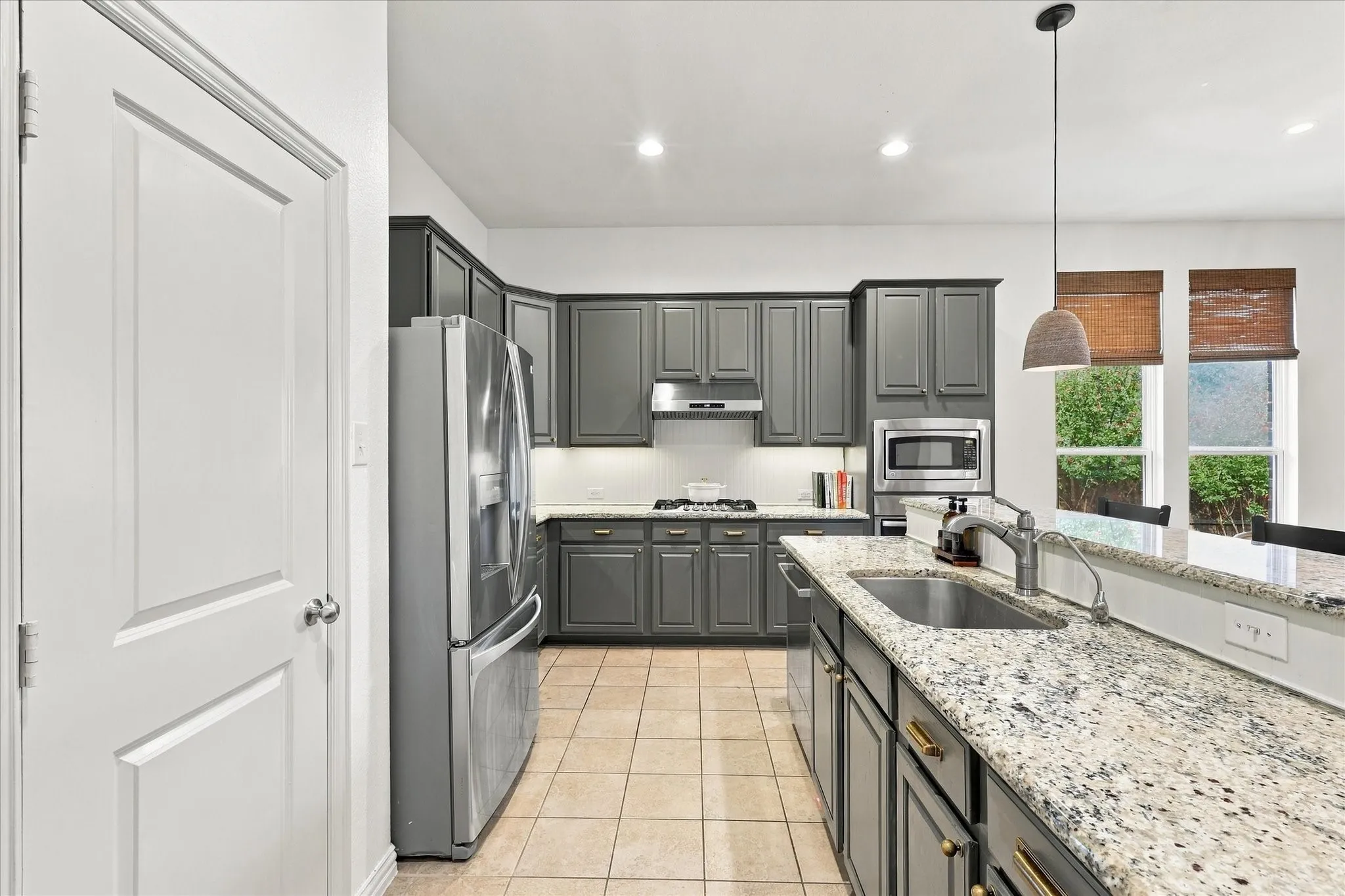Single Family Residence For Sale in Collin County , 10880 Sedalia Drive, Mc Kinney, Texas 75072, 3 Bedroom, 2 Bathroom, 2 Garage spaces, 2,018 Sqft, built in 2013, mls#21393406, Real Estate Agent in Mc Kinney, Homes For Sale in Collin county, Homes For Sale in Mc Kinney, Realtor in Mc Kinney Texas, Real Estate Brokerage Independent Realty Texas, Luminita Cordes Realtor