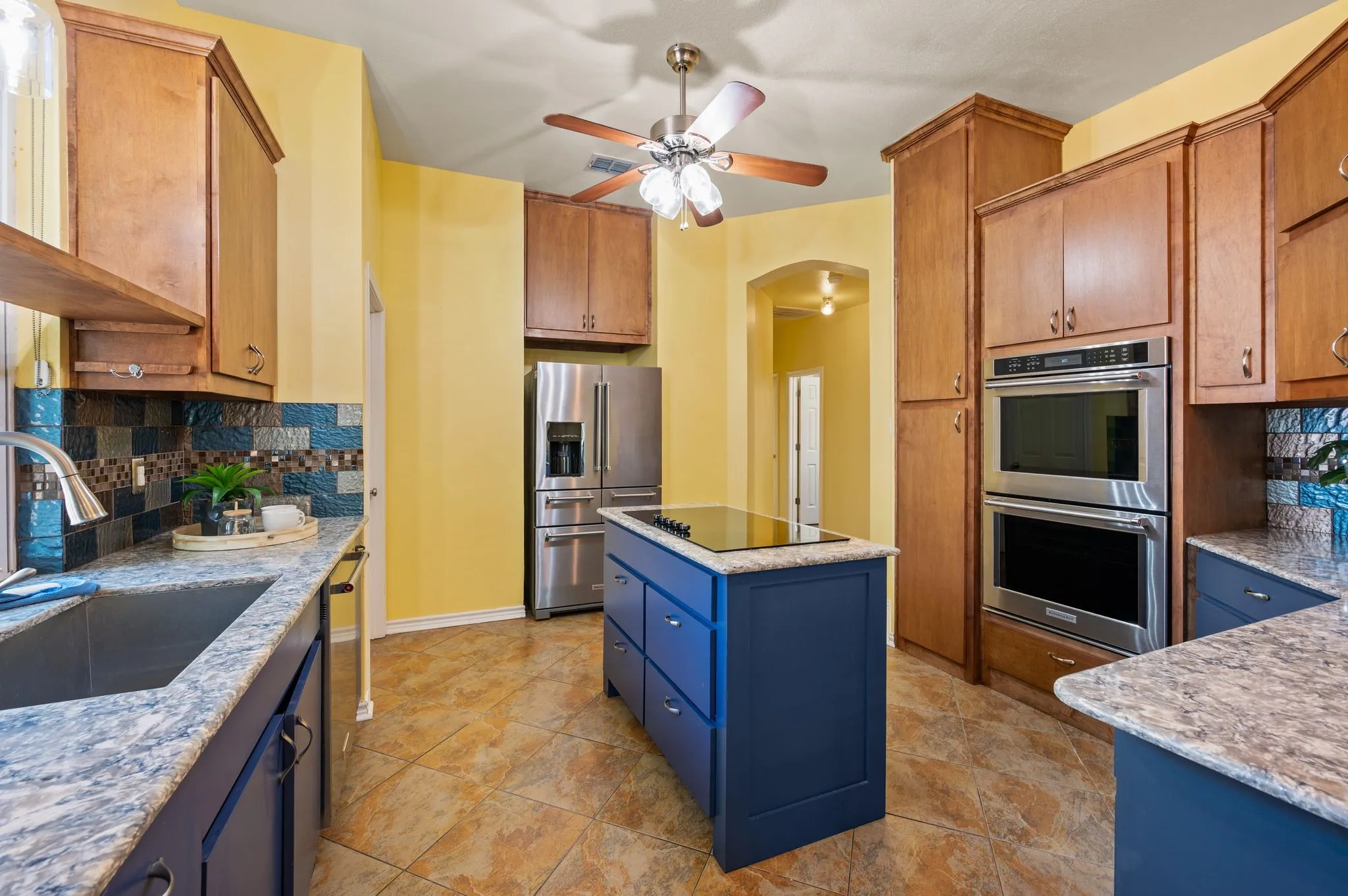 Single Family Residence For Sale in Tarrant County , 2233 Wembley Wood Lane, Bedford, Texas 76022, 3 Bedroom, 2 Bathroom, 2 Garage spaces, 1,538 Sqft, built in 1997, mls#21390278, Real Estate Agent in Bedford, Homes For Sale in Tarrant county, Homes For Sale in Bedford, Realtor in Bedford Texas, Real Estate Brokerage Independent Realty Texas, Luminita Cordes Realtor