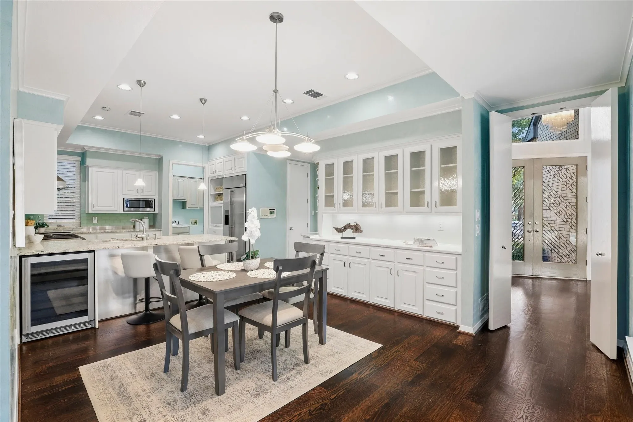 Single Family Residence For Sale in Collin County , 5872 Bridle Bend Court, Plano, Texas 75093, 4 Bedroom, 4 Bathroom, 3 Garage spaces, 4,181 Sqft, built in 1988, mls#21396534, Real Estate Agent in Plano, Homes For Sale in Collin county, Homes For Sale in Plano, Realtor in Plano Texas, Real Estate Brokerage Independent Realty Texas, Luminita Cordes Realtor