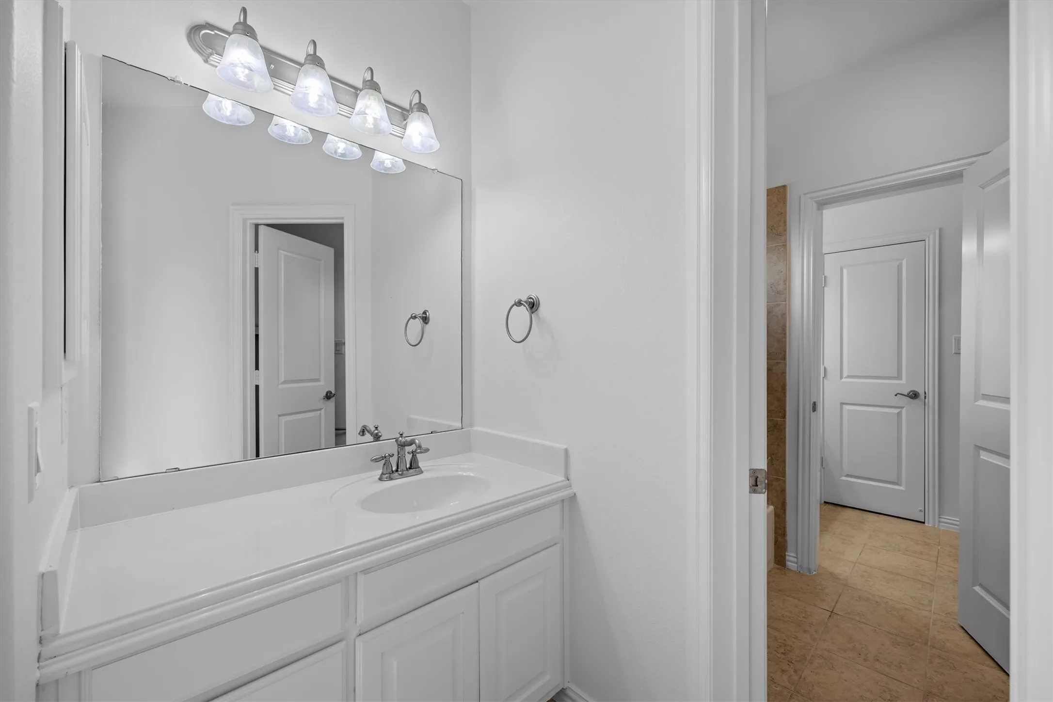 Jack and Jill and bathroom