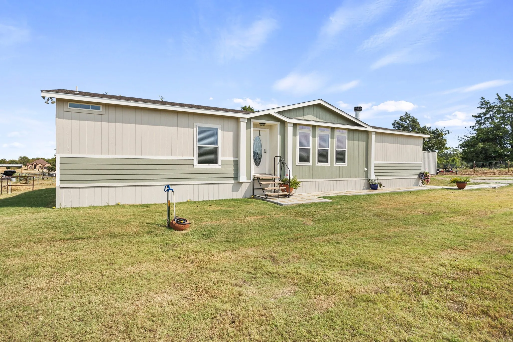 Manufactured Home For Sale in Hunt County , 3258 E I-30, Greenville, Texas 75402, 3 Bedroom, 3 Bathroom, Garage spaces, 1,786 Sqft, built in 2025, mls#21387601, Real Estate Agent in Greenville, Homes For Sale in Hunt county, Homes For Sale in Greenville, Realtor in Greenville Texas, Real Estate Brokerage Independent Realty Texas, Luminita Cordes Realtor