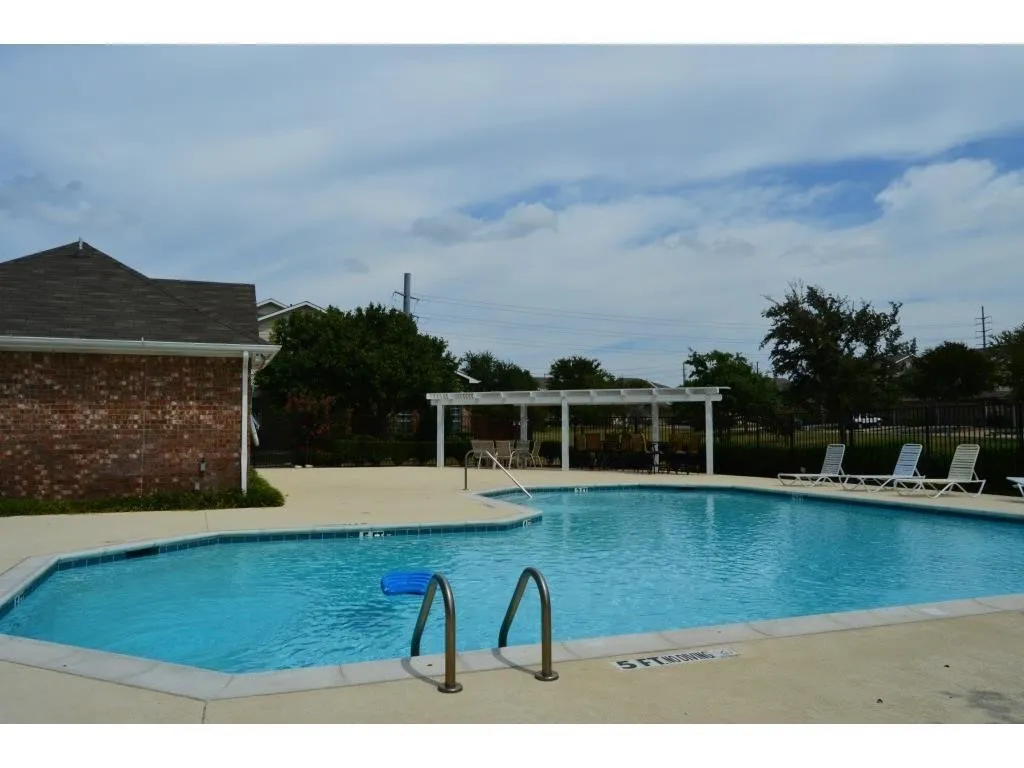 Townhouse For Sale in Collin County , 8605 Brunswick Drive, Plano, Texas 75024, 2 Bedroom, 2 Bathroom, 2 Garage spaces, 1,597 Sqft, built in 2004, mls#21394708, Real Estate Agent in Plano, Homes For Sale in Collin county, Homes For Sale in Plano, Realtor in Plano Texas, Real Estate Brokerage Independent Realty Texas, Luminita Cordes Realtor
