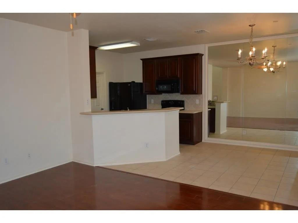 Townhouse For Sale in Collin County , 8605 Brunswick Drive, Plano, Texas 75024, 2 Bedroom, 2 Bathroom, 2 Garage spaces, 1,597 Sqft, built in 2004, mls#21394708, Real Estate Agent in Plano, Homes For Sale in Collin county, Homes For Sale in Plano, Realtor in Plano Texas, Real Estate Brokerage Independent Realty Texas, Luminita Cordes Realtor