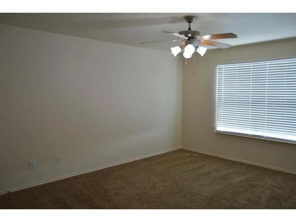 Townhouse For Sale in Collin County , 8605 Brunswick Drive, Plano, Texas 75024, 2 Bedroom, 2 Bathroom, 2 Garage spaces, 1,597 Sqft, built in 2004, mls#21394708, Real Estate Agent in Plano, Homes For Sale in Collin county, Homes For Sale in Plano, Realtor in Plano Texas, Real Estate Brokerage Independent Realty Texas, Luminita Cordes Realtor