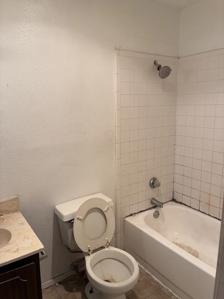 Single Family Residence For Sale in Tarrant County , 621 Dayton Road, Mansfield, Texas 76063, 3 Bedroom, 3 Bathroom, 2 Garage spaces, 1,312 Sqft, built in 1980, mls#21395009, Real Estate Agent in Mansfield, Homes For Sale in Tarrant county, Homes For Sale in Mansfield, Realtor in Mansfield Texas, Real Estate Brokerage Independent Realty Texas, Luminita Cordes Realtor