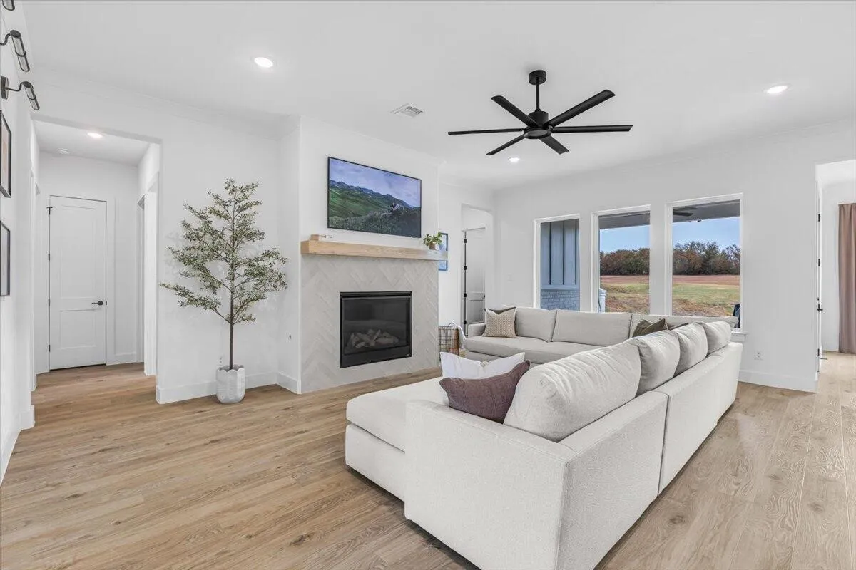 Single Family Residence For Sale in Tarrant County , 4704 Tay Terrace, Fort Worth, Texas 76179, 4 Bedroom, 3 Bathroom, 3 Garage spaces, 2,830 Sqft, built in 2025, mls#21396599, Real Estate Agent in Fort Worth, Homes For Sale in Tarrant county, Homes For Sale in Fort Worth, Realtor in Fort Worth Texas, Real Estate Brokerage Independent Realty Texas, Luminita Cordes Realtor