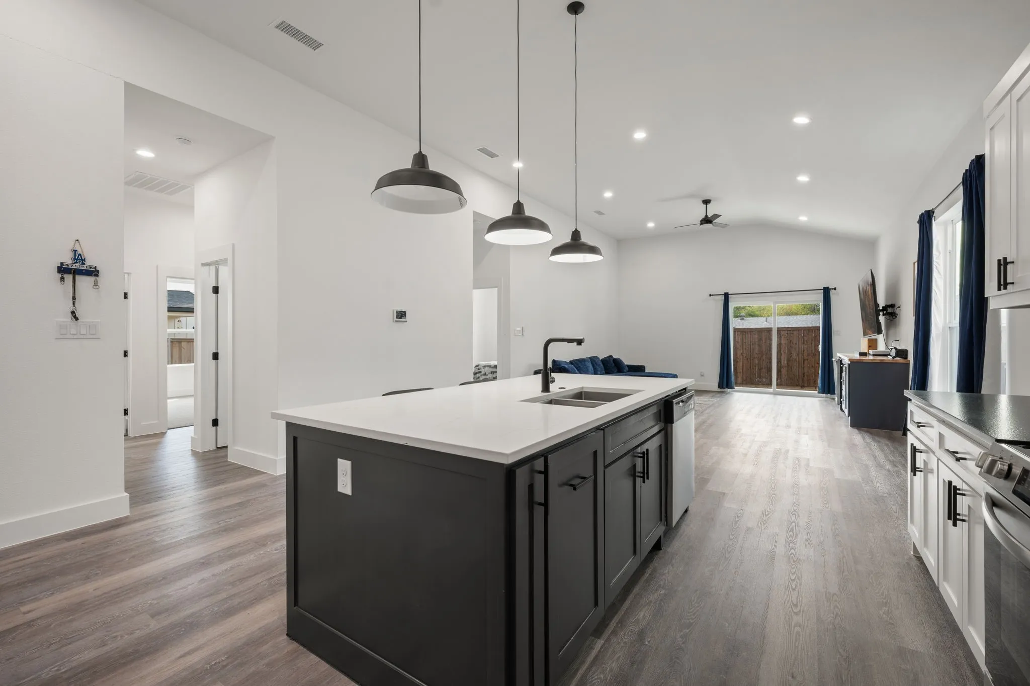 Single Family Residence For Sale in Hunt County , 3220 Houston Street, Greenville, Texas 75401, 4 Bedroom, 2 Bathroom, 2 Garage spaces, 1,833 Sqft, built in 2024, mls#21394071, Real Estate Agent in Greenville, Homes For Sale in Hunt county, Homes For Sale in Greenville, Realtor in Greenville Texas, Real Estate Brokerage Independent Realty Texas, Luminita Cordes Realtor