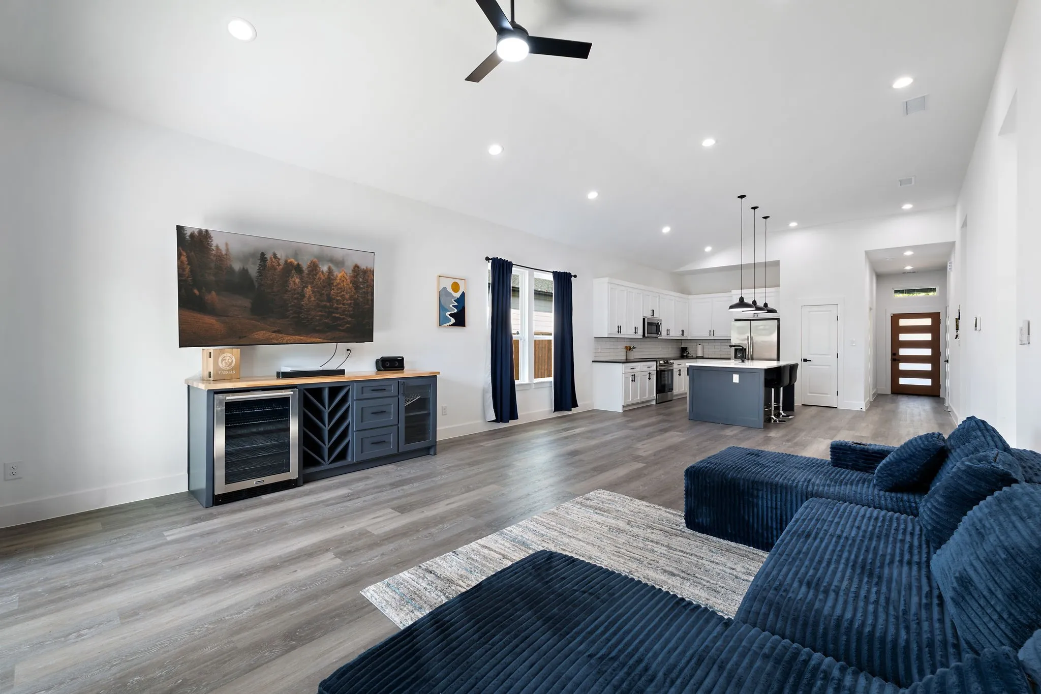 Single Family Residence For Sale in Hunt County , 3220 Houston Street, Greenville, Texas 75401, 4 Bedroom, 2 Bathroom, 2 Garage spaces, 1,833 Sqft, built in 2024, mls#21394071, Real Estate Agent in Greenville, Homes For Sale in Hunt county, Homes For Sale in Greenville, Realtor in Greenville Texas, Real Estate Brokerage Independent Realty Texas, Luminita Cordes Realtor