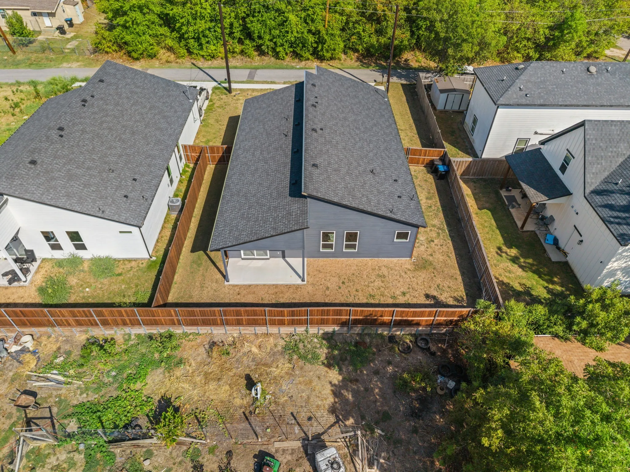 Single Family Residence For Sale in Hunt County , 3220 Houston Street, Greenville, Texas 75401, 4 Bedroom, 2 Bathroom, 2 Garage spaces, 1,833 Sqft, built in 2024, mls#21394071, Real Estate Agent in Greenville, Homes For Sale in Hunt county, Homes For Sale in Greenville, Realtor in Greenville Texas, Real Estate Brokerage Independent Realty Texas, Luminita Cordes Realtor