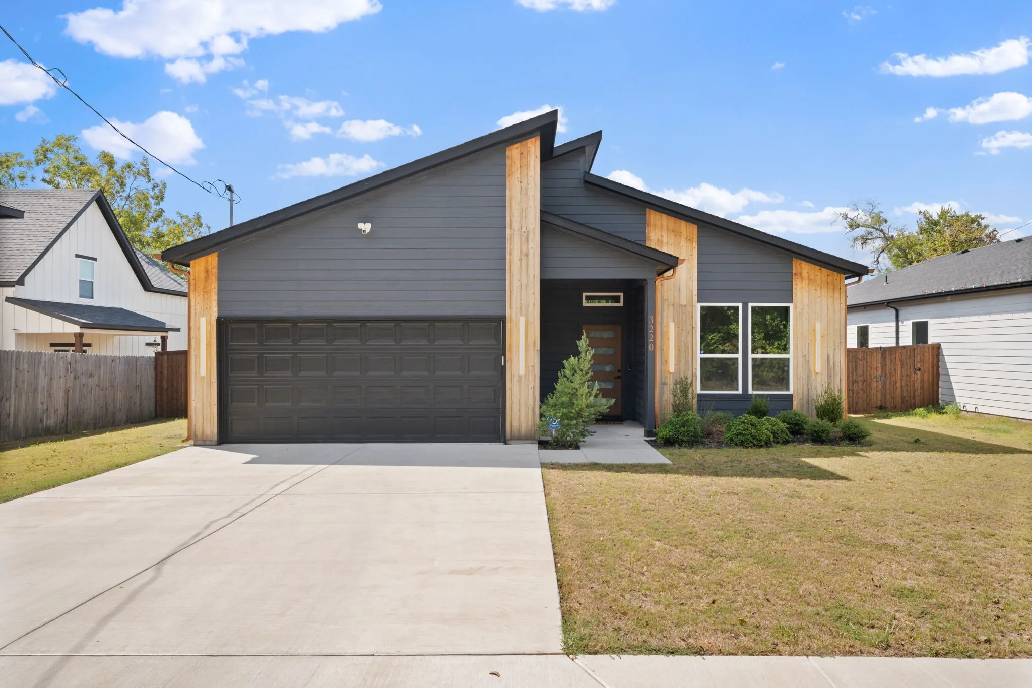Single Family Residence For Sale in Hunt County , 3220 Houston Street, Greenville, Texas 75401, 4 Bedroom, 2 Bathroom, 2 Garage spaces, 1,833 Sqft, built in 2024, mls#21394071, Real Estate Agent in Greenville, Homes For Sale in Hunt county, Homes For Sale in Greenville, Realtor in Greenville Texas, Real Estate Brokerage Independent Realty Texas, Luminita Cordes Realtor