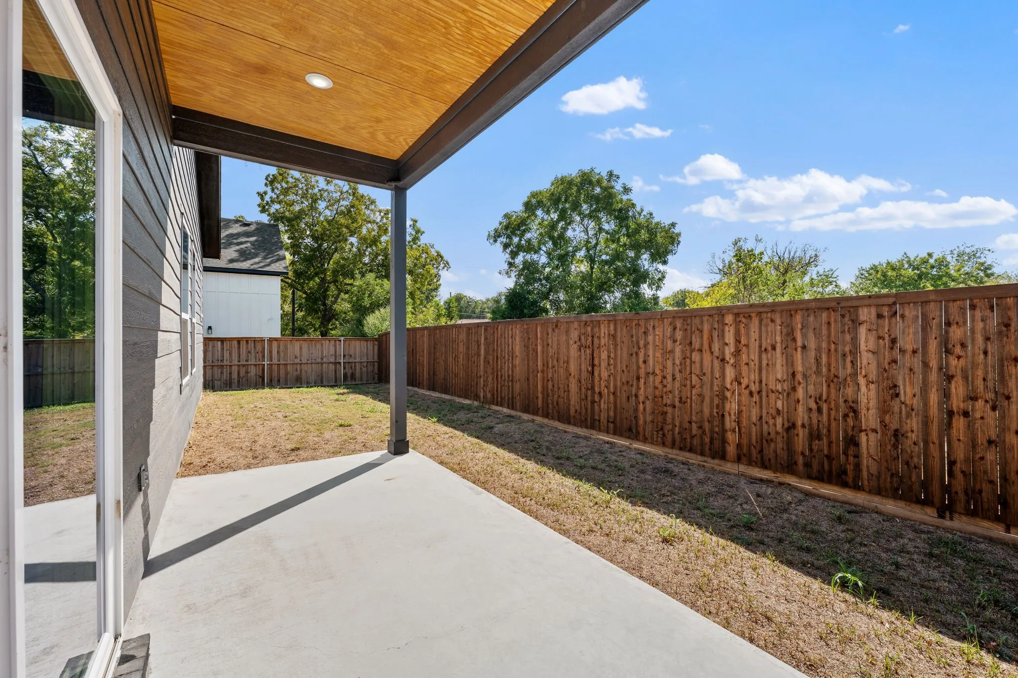 Single Family Residence For Sale in Hunt County , 3220 Houston Street, Greenville, Texas 75401, 4 Bedroom, 2 Bathroom, 2 Garage spaces, 1,833 Sqft, built in 2024, mls#21394071, Real Estate Agent in Greenville, Homes For Sale in Hunt county, Homes For Sale in Greenville, Realtor in Greenville Texas, Real Estate Brokerage Independent Realty Texas, Luminita Cordes Realtor