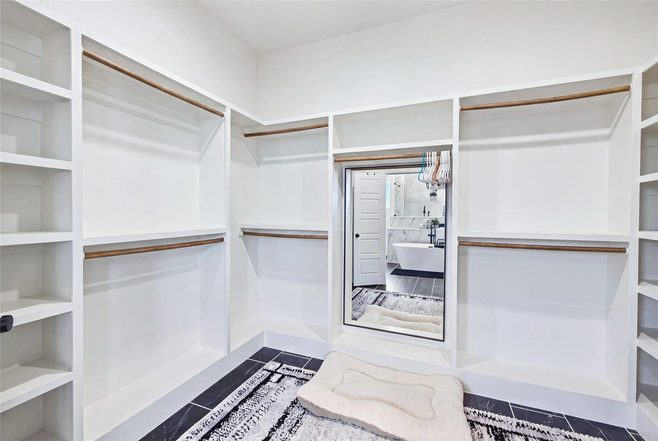 Single Family Residence For Sale in Parker County , 1135 Paradise Parkway, Poolville, Texas 76487, 4 Bedroom, 2 Bathroom, 3 Garage spaces, 2,592 Sqft, built in 2022, mls#21396054, Real Estate Agent in Poolville, Homes For Sale in Parker county, Homes For Sale in Poolville, Realtor in Poolville Texas, Real Estate Brokerage Independent Realty Texas, Luminita Cordes Realtor