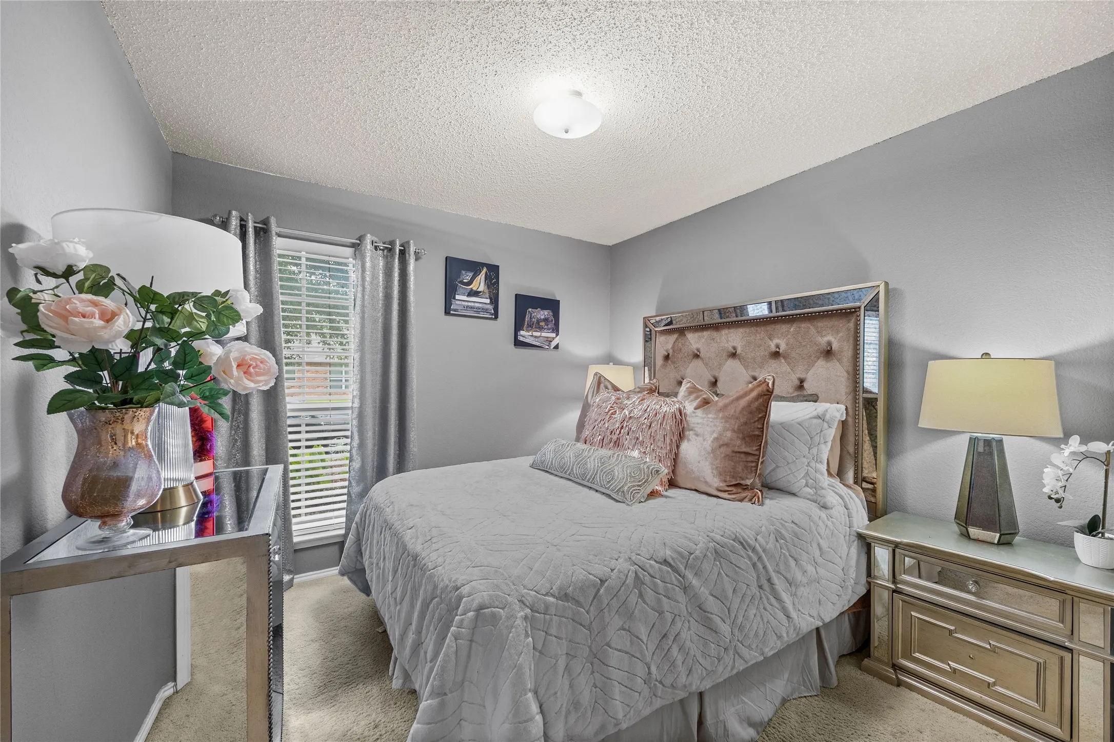 LARGE 2NDARY BEDROOM. SPLIT FROM MASTER