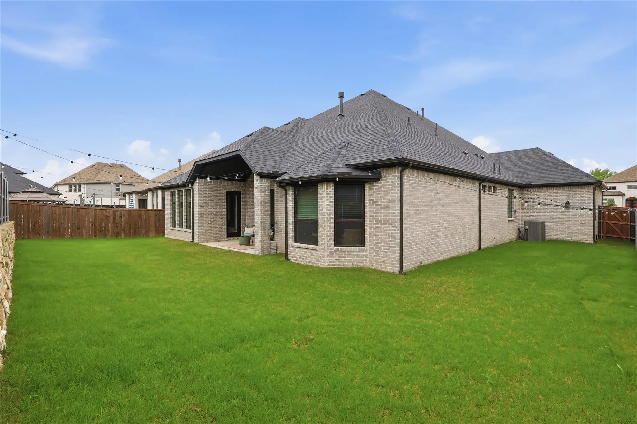Single Family Residence For Rent in Rockwall County , 1721 Salvatore Lane, Mclendon Chisholm, Texas 75032, 3 Bedroom, 3 Bathroom, 2 Garage spaces, 2,722 Sqft, built in 2023, mls#21396616, Real Estate Agent in Mclendon Chisholm, Homes For Rent in Rockwall county, Homes For Rent in Mclendon Chisholm, Realtor in Mclendon Chisholm Texas, Real Estate Brokerage Independent Realty Texas, Luminita Cordes Realtor
