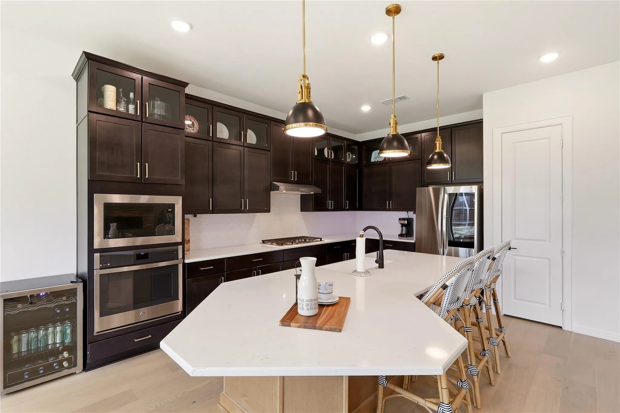 Single Family Residence For Rent in Rockwall County , 1721 Salvatore Lane, Mclendon Chisholm, Texas 75032, 3 Bedroom, 3 Bathroom, 2 Garage spaces, 2,722 Sqft, built in 2023, mls#21396616, Real Estate Agent in Mclendon Chisholm, Homes For Rent in Rockwall county, Homes For Rent in Mclendon Chisholm, Realtor in Mclendon Chisholm Texas, Real Estate Brokerage Independent Realty Texas, Luminita Cordes Realtor